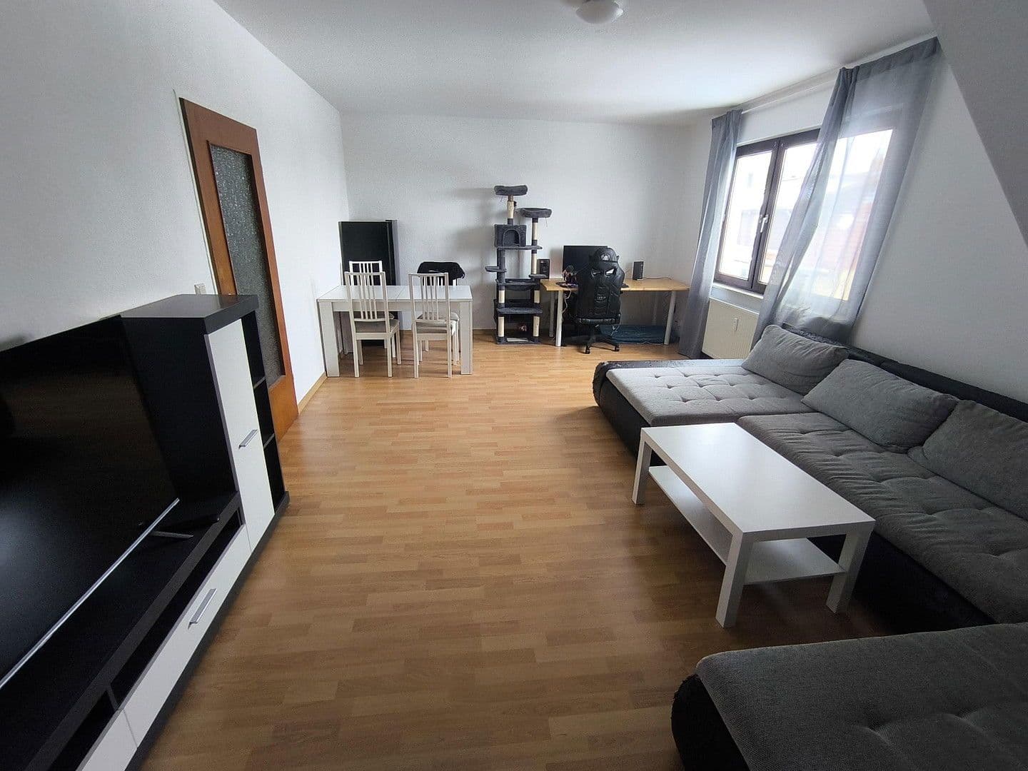 Pronájem bytu 3+1 54 m², Göttingen, Dolní Sasko Pronájem bytu 3+1 54 m², Göttingen, Dolní Sasko