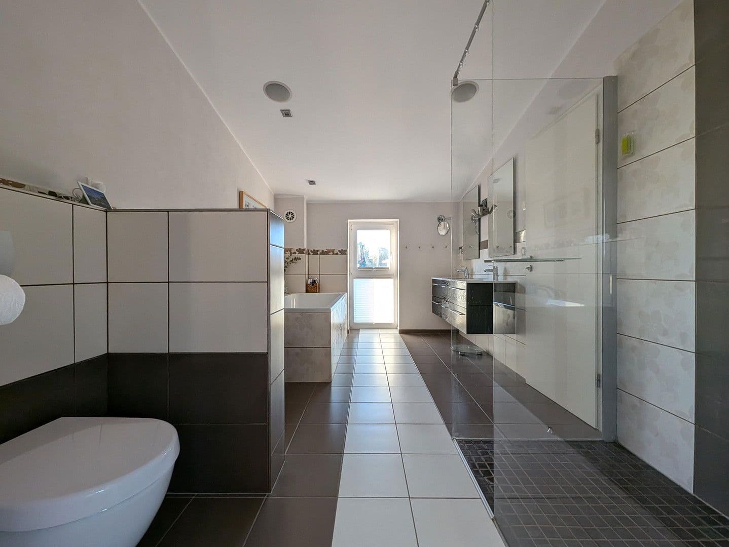 Prodej domu 180 m², pozemek 1.474 m², Pantelitz, Mecklenburg-Vorpommern Prodej domu 180 m², pozemek 1.474 m², Pantelitz, Mecklenburg-Vorpommern