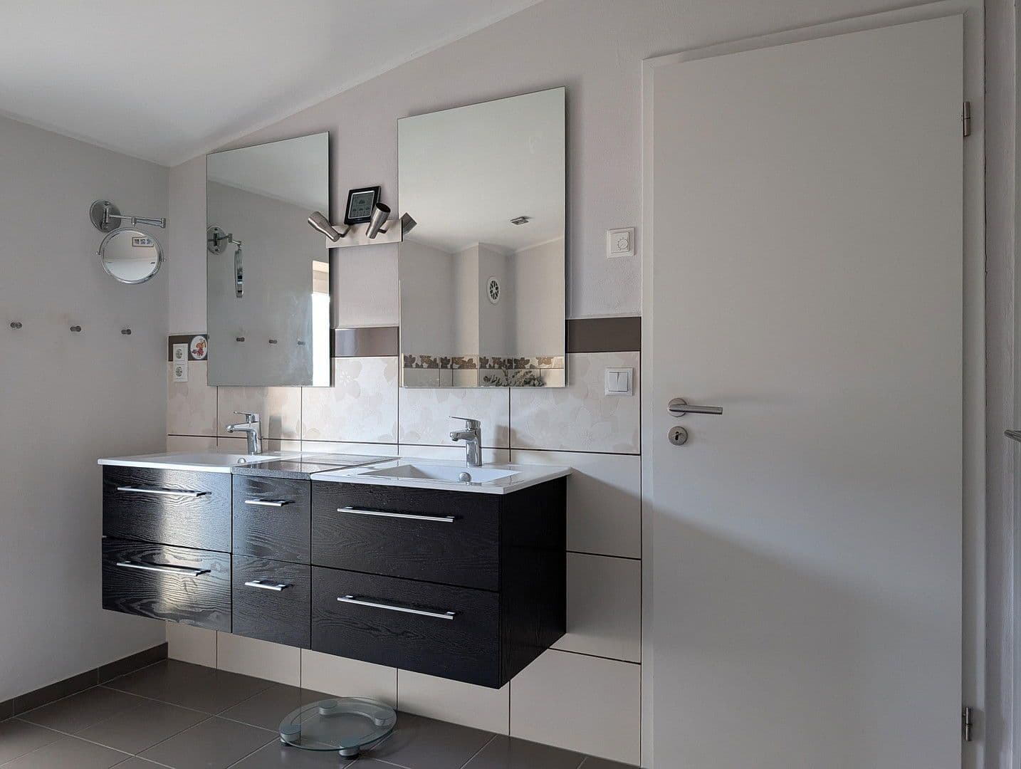 Prodej domu 180 m², pozemek 1.474 m², Pantelitz, Mecklenburg-Vorpommern Prodej domu 180 m², pozemek 1.474 m², Pantelitz, Mecklenburg-Vorpommern