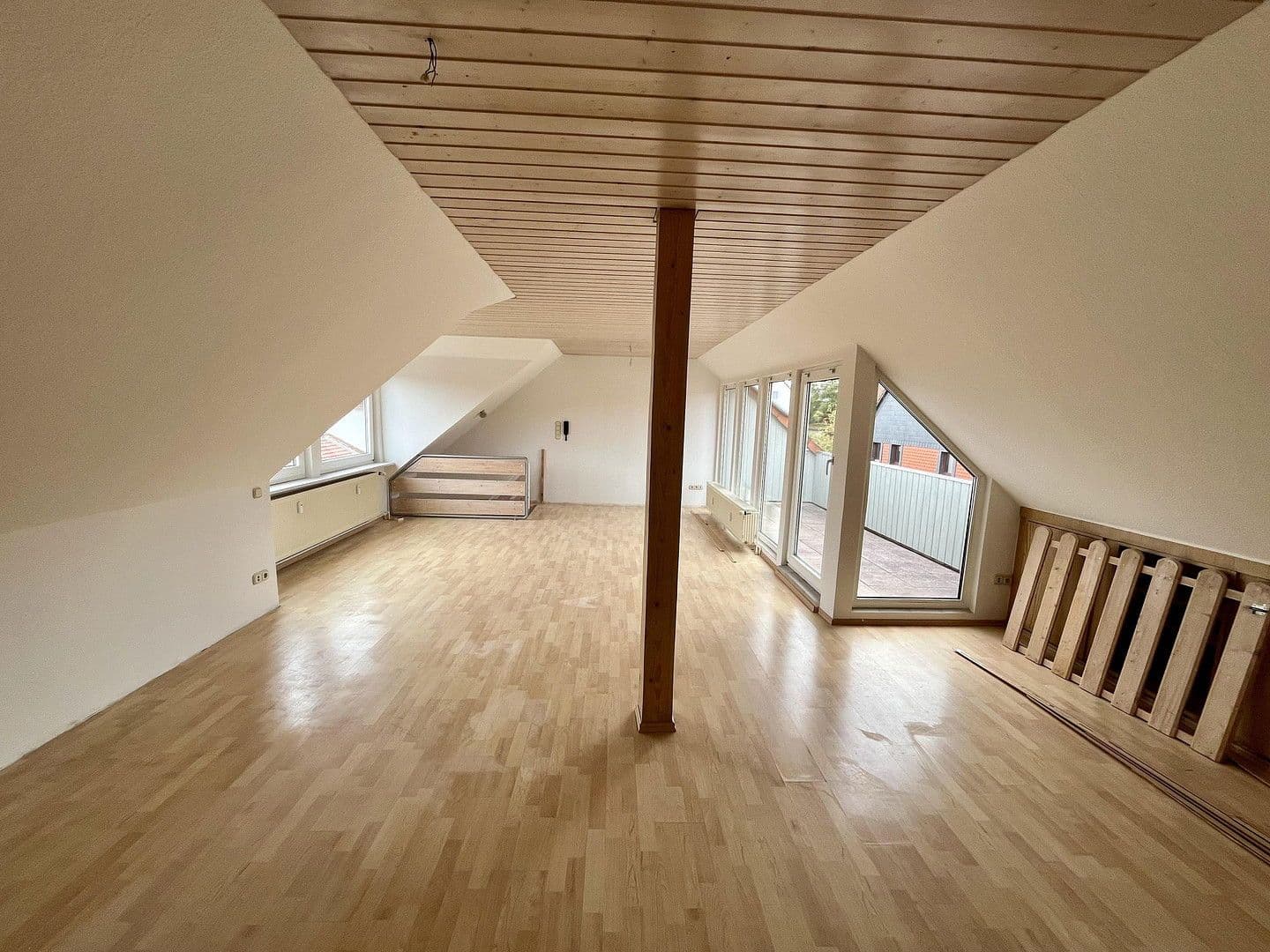 Pronájem bytu 3+1 107 m², Gesundbrunnen 1, Göttingen, Dolní Sasko Pronájem bytu 3+1 107 m², Gesundbrunnen 1, Göttingen, Dolní Sasko