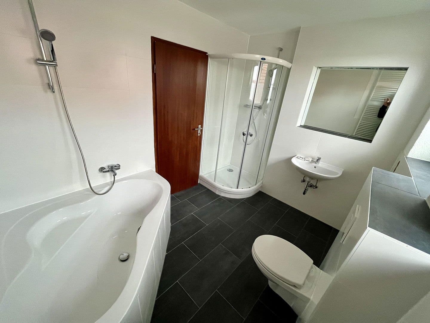 Pronájem bytu 3+1 107 m², Gesundbrunnen 1, Göttingen, Dolní Sasko Pronájem bytu 3+1 107 m², Gesundbrunnen 1, Göttingen, Dolní Sasko