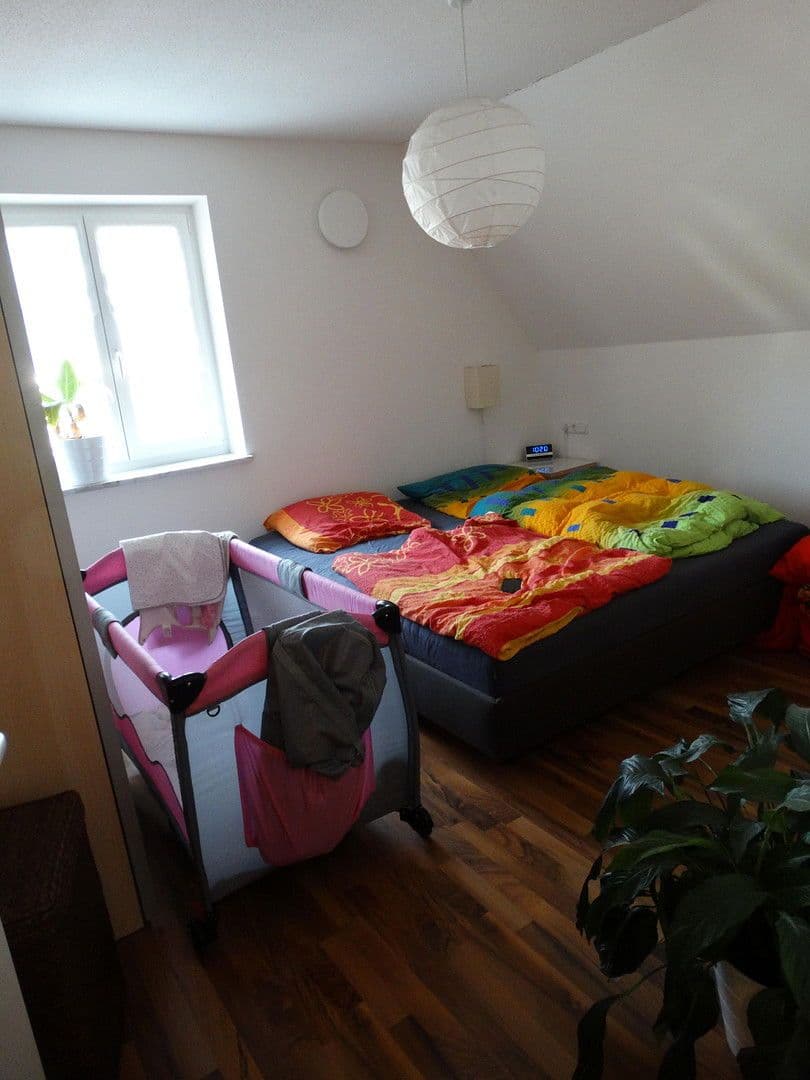 Pronájem bytu 4+1 105 m², Meitinger Str. 5, Thierhaupten, Bavorsko Pronájem bytu 4+1 105 m², Meitinger Str. 5, Thierhaupten, Bavorsko