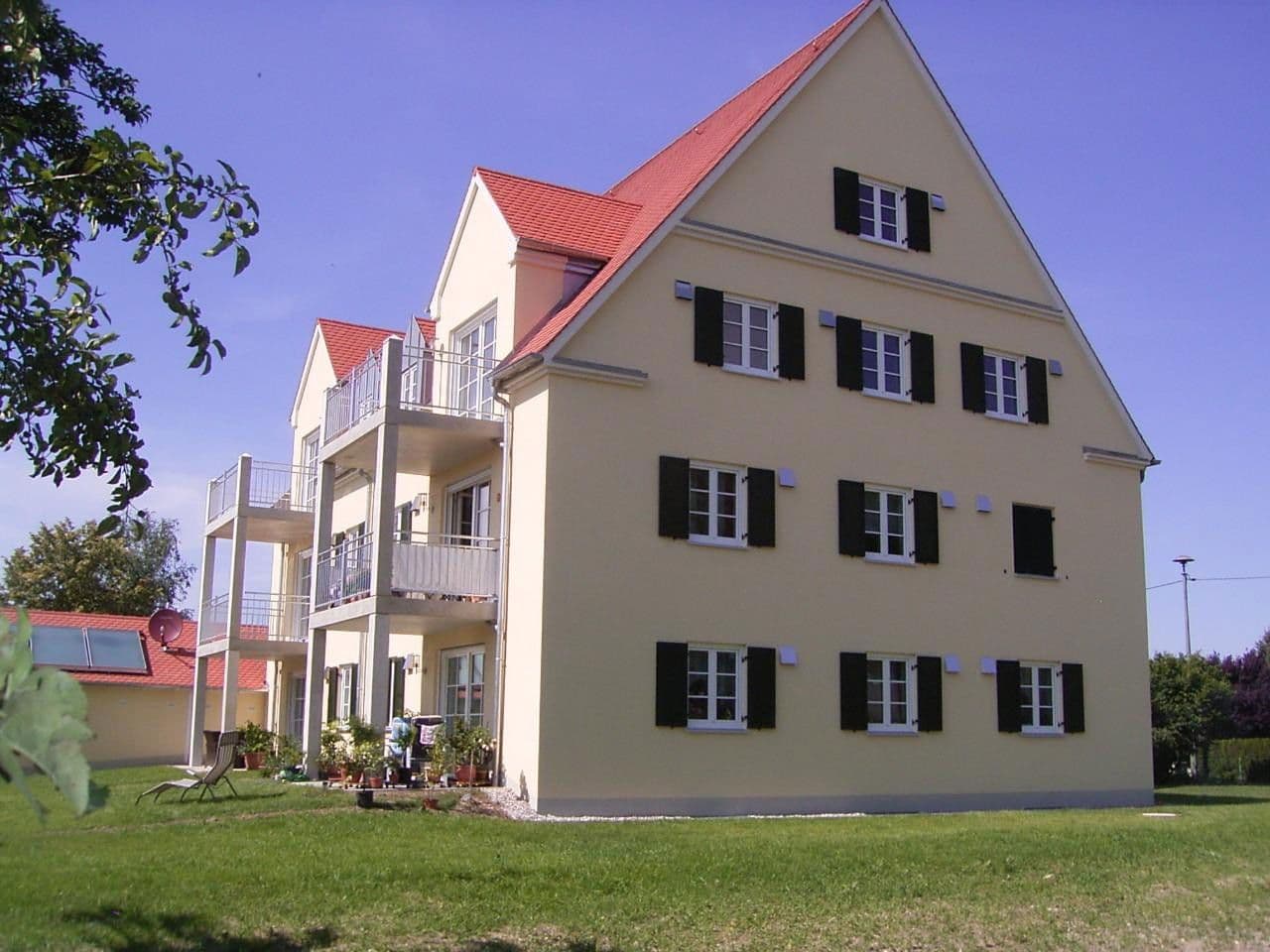 Pronájem bytu 4+1 105 m², Meitinger Str. 5, Thierhaupten, Bavorsko Pronájem bytu 4+1 105 m², Meitinger Str. 5, Thierhaupten, Bavorsko