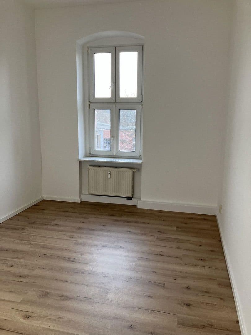 Pronájem bytu 3+1 92 m², Ritterstraße 15, Chemnitz, Sasko Pronájem bytu 3+1 92 m², Ritterstraße 15, Chemnitz, Sasko