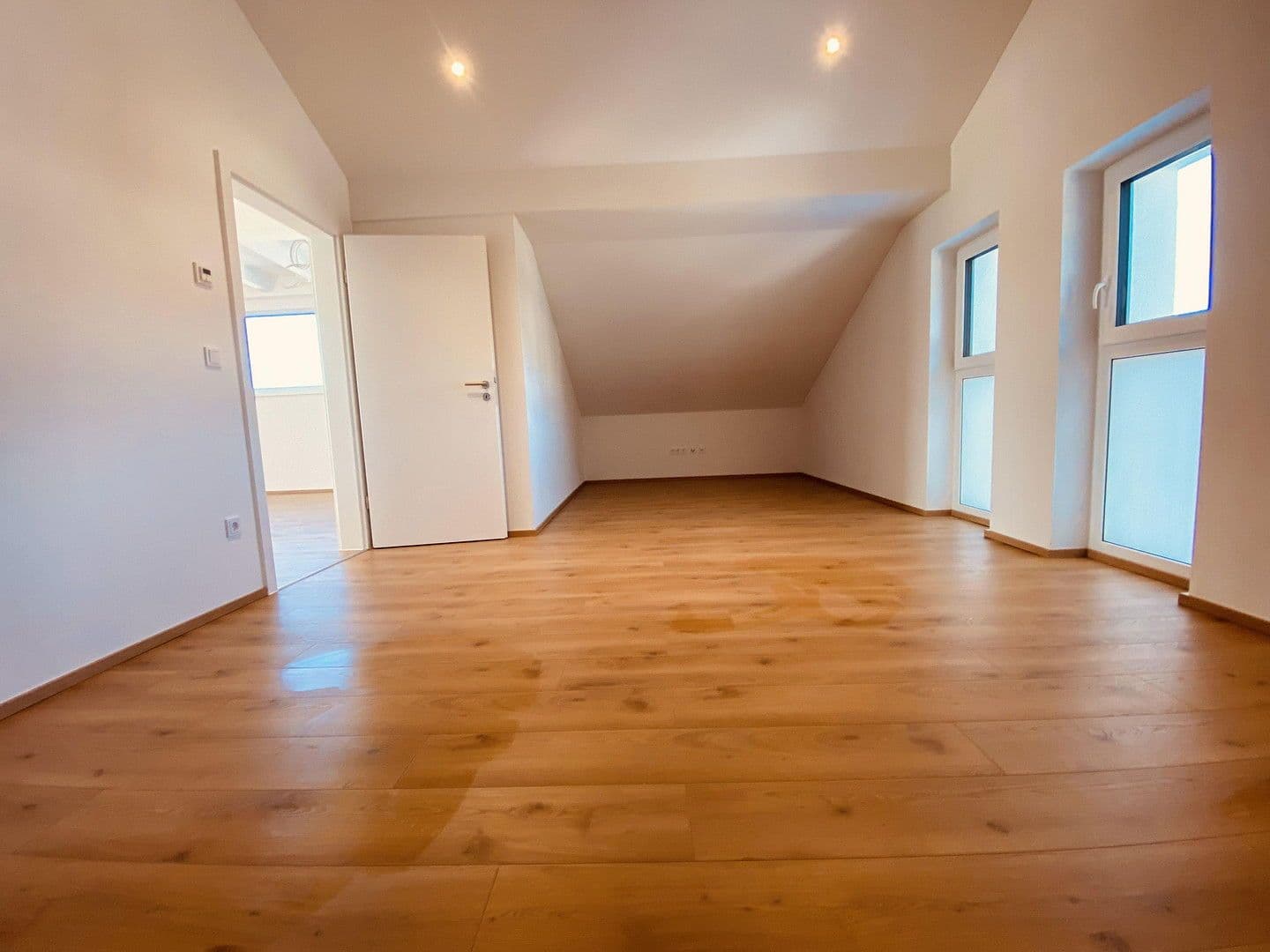 Pronájem bytu 2+1 72 m², Jägerhölzlstraße 17, Lalling, Bavorsko Pronájem bytu 2+1 72 m², Jägerhölzlstraße 17, Lalling, Bavorsko