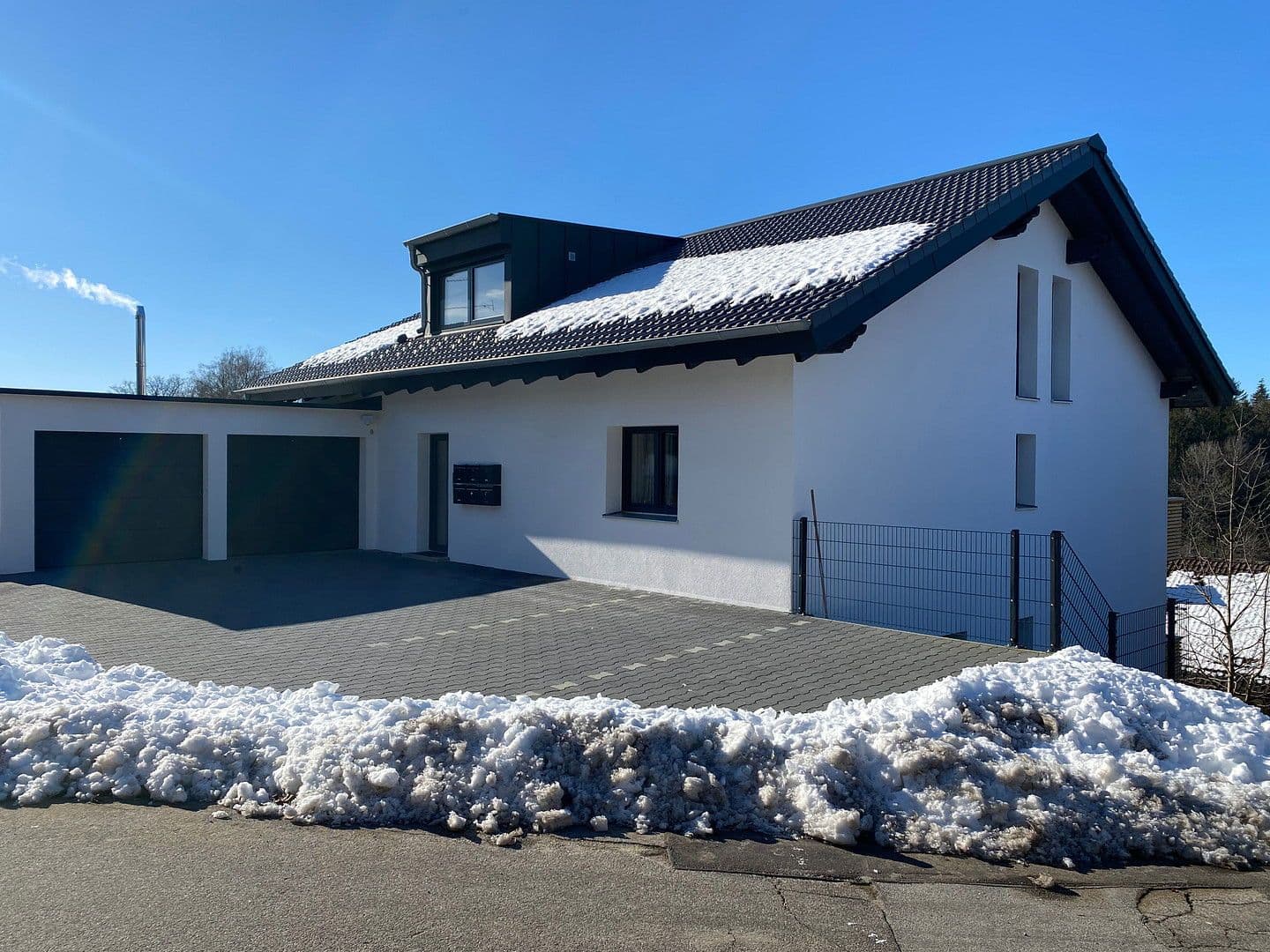 Pronájem bytu 2+1 72 m², Jägerhölzlstraße 17, Lalling, Bavorsko Pronájem bytu 2+1 72 m², Jägerhölzlstraße 17, Lalling, Bavorsko