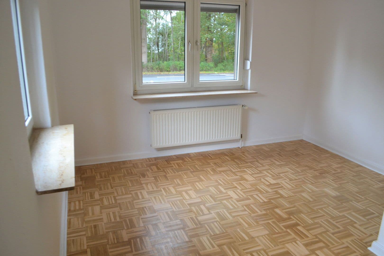 Prodej domu 232 m², pozemek 579 m², Artlenburger Landstr. 8, Adendorf, Dolní Sasko Prodej domu 232 m², pozemek 579 m², Artlenburger Landstr. 8, Adendorf, Dolní Sasko