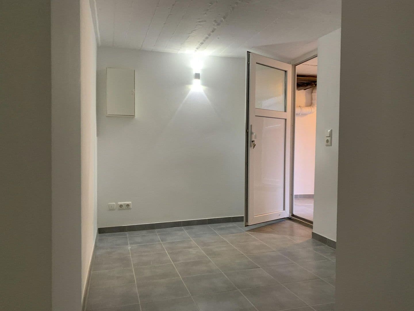 Prodej domu 232 m², pozemek 579 m², Artlenburger Landstr. 8, Adendorf, Dolní Sasko Prodej domu 232 m², pozemek 579 m², Artlenburger Landstr. 8, Adendorf, Dolní Sasko