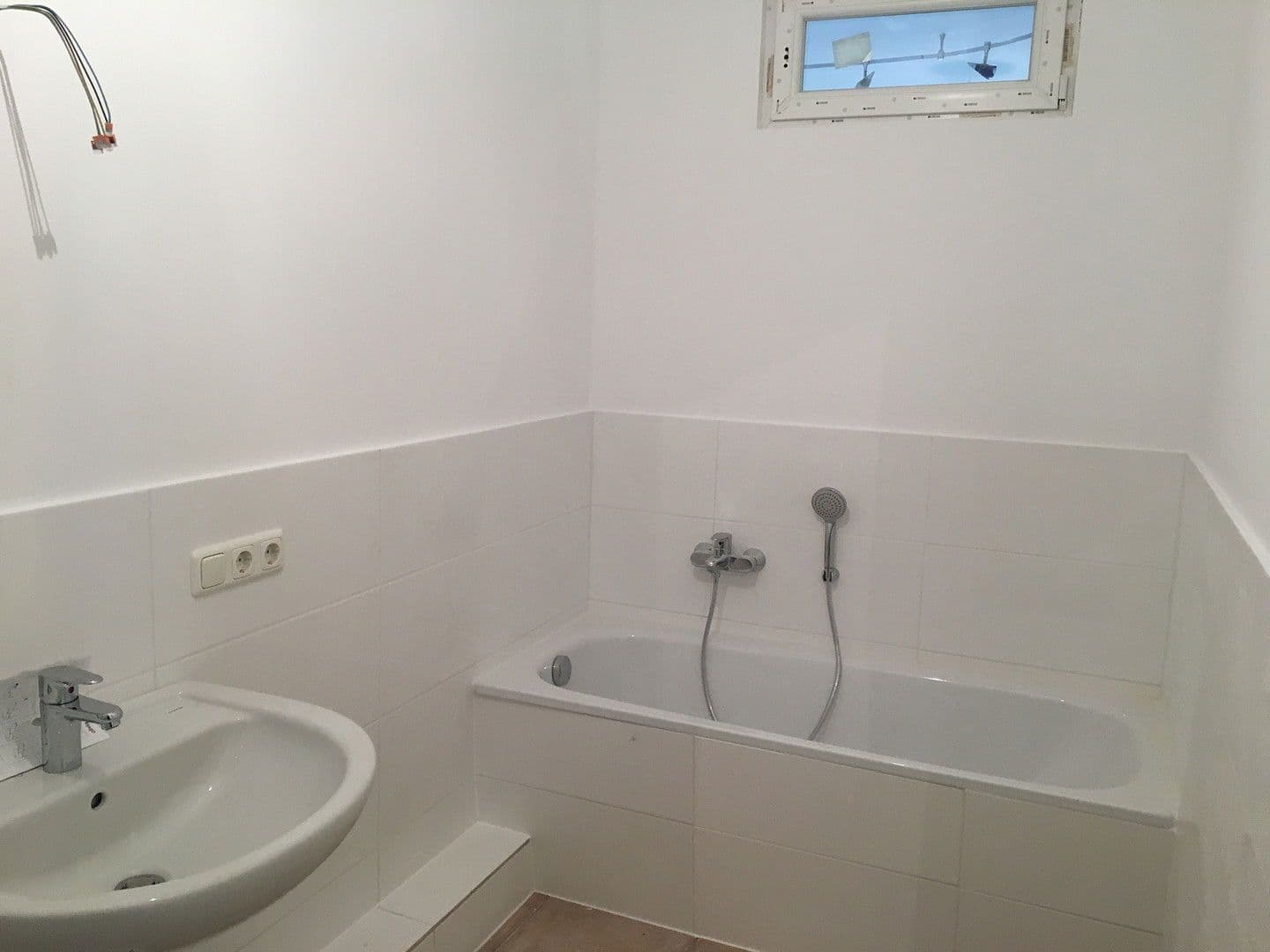 Prodej domu 232 m², pozemek 579 m², Artlenburger Landstr. 8, Adendorf, Dolní Sasko Prodej domu 232 m², pozemek 579 m², Artlenburger Landstr. 8, Adendorf, Dolní Sasko