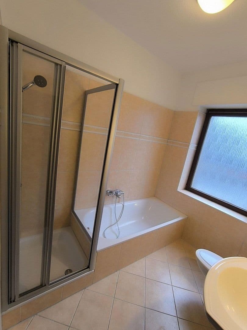 Pronájem bytu 3+1 106 m², Reichshofstr. 123, Schwerte, Severní Porýní-Vestfálsko Pronájem bytu 3+1 106 m², Reichshofstr. 123, Schwerte, Severní Porýní-Vestfálsko