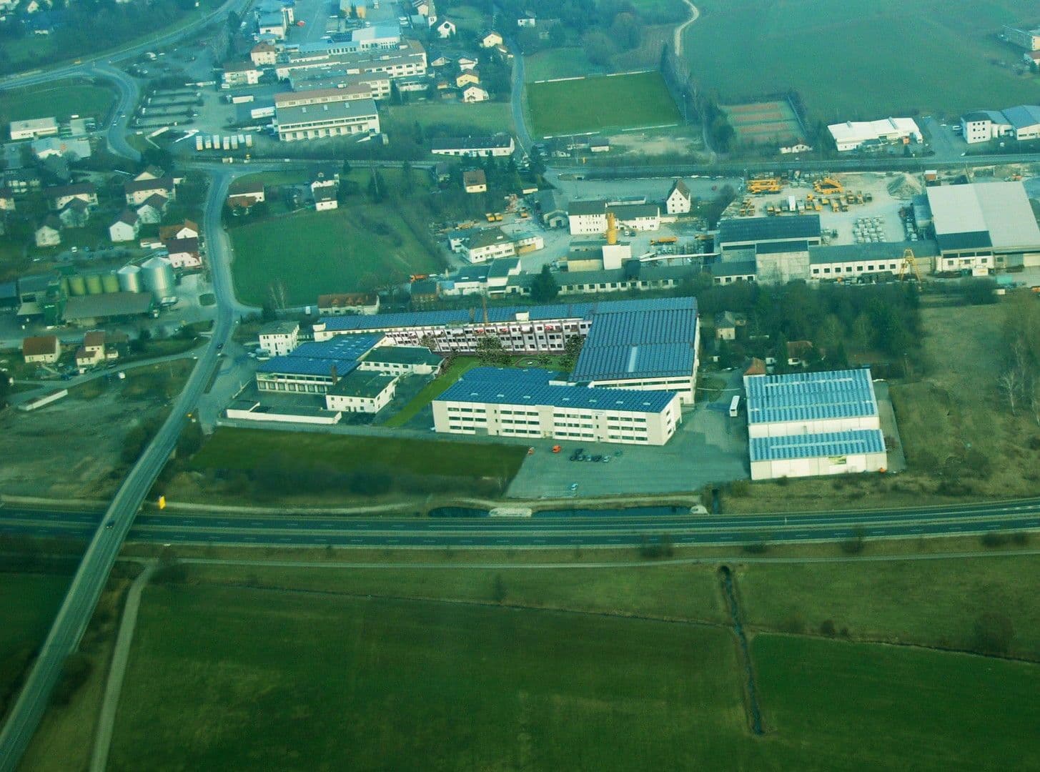 Pronájem nebytového prostoru 27.600 m², Untersiemau, Bavorsko Pronájem nebytového prostoru 27.600 m², Untersiemau, Bavorsko