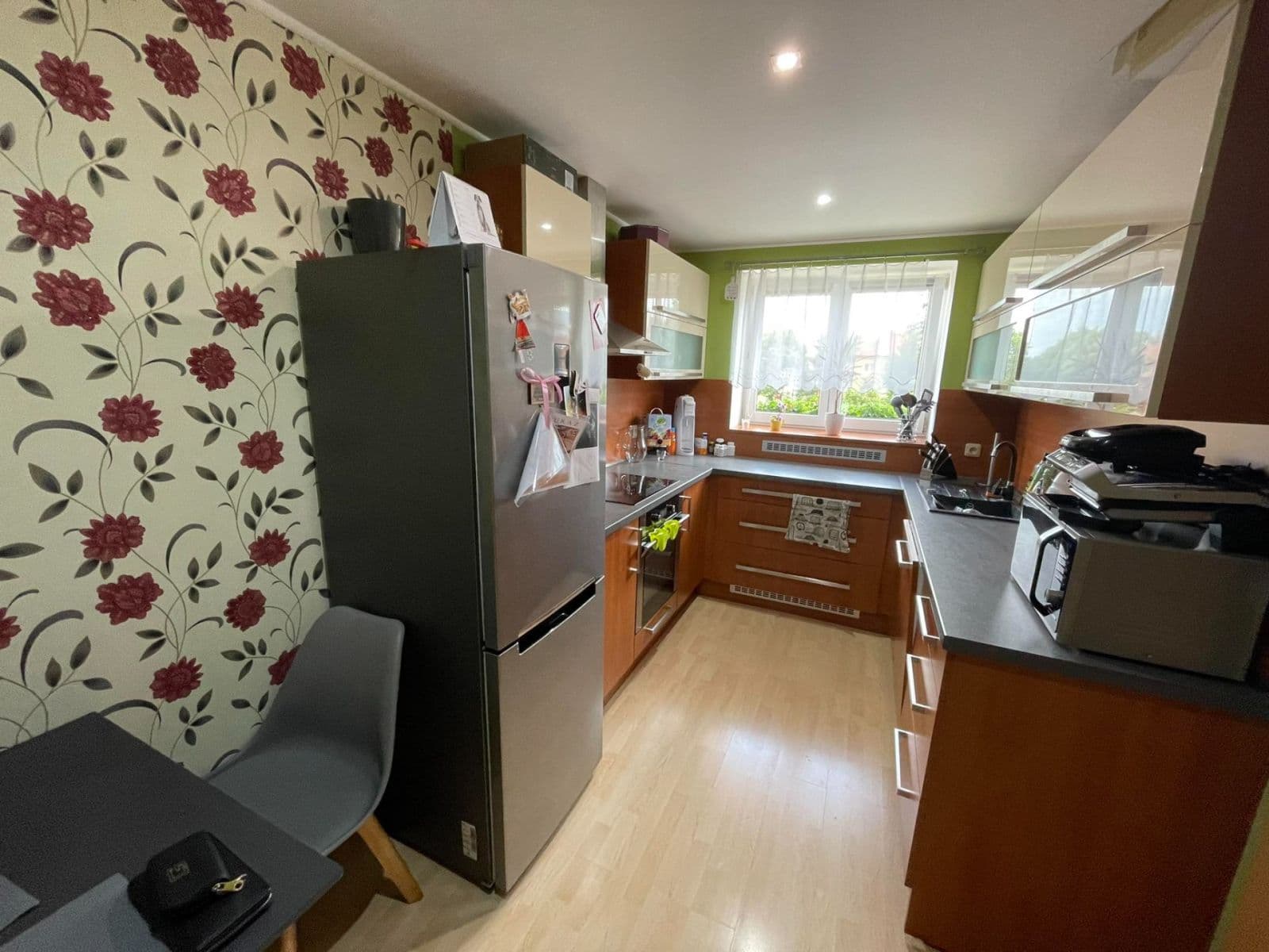 Pronájem bytu 2+1 65 m², náměstí 15. dubna, Dubňany, Jihomoravský kraj Pronájem bytu 2+1 65 m², náměstí 15. dubna, Dubňany, Jihomoravský kraj