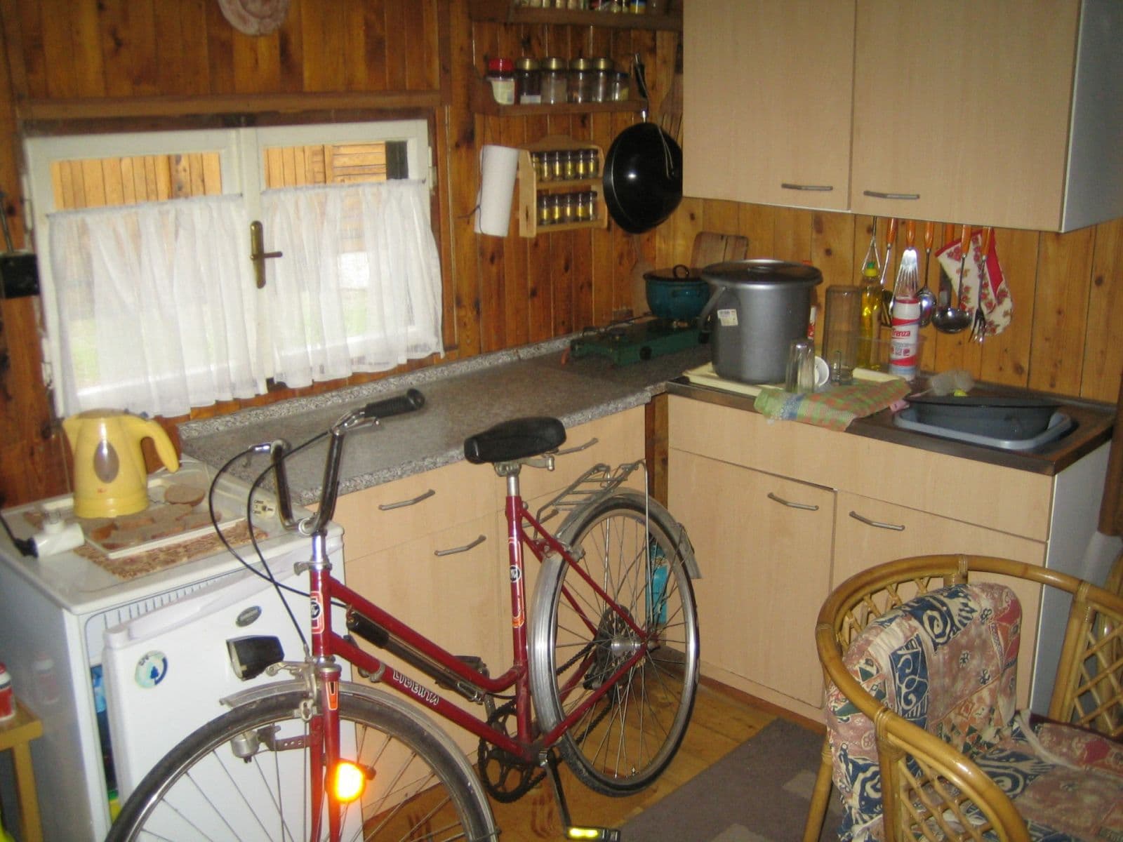 Prodej chaty, chalupy 32 m², pozemek 27 m², Neratovice, Středočeský kraj Prodej chaty, chalupy 32 m², pozemek 27 m², Neratovice, Středočeský kraj