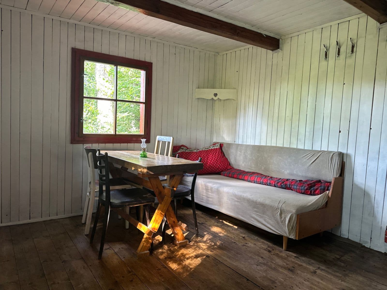 Pronájem chaty, chalupy 30 m², pozemek 372 m², Zářecká Lhota, Pardubický kraj Pronájem chaty, chalupy 30 m², pozemek 372 m², Zářecká Lhota, Pardubický kraj