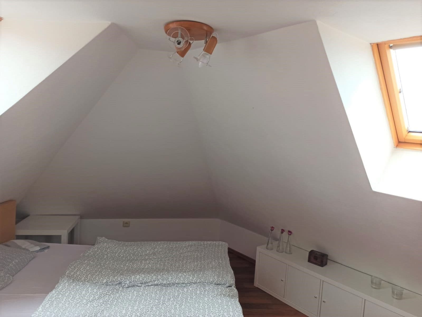 Pronájem bytu 2+kk 54 m², Zlická, Kouřim, Středočeský kraj Pronájem bytu 2+kk 54 m², Zlická, Kouřim, Středočeský kraj