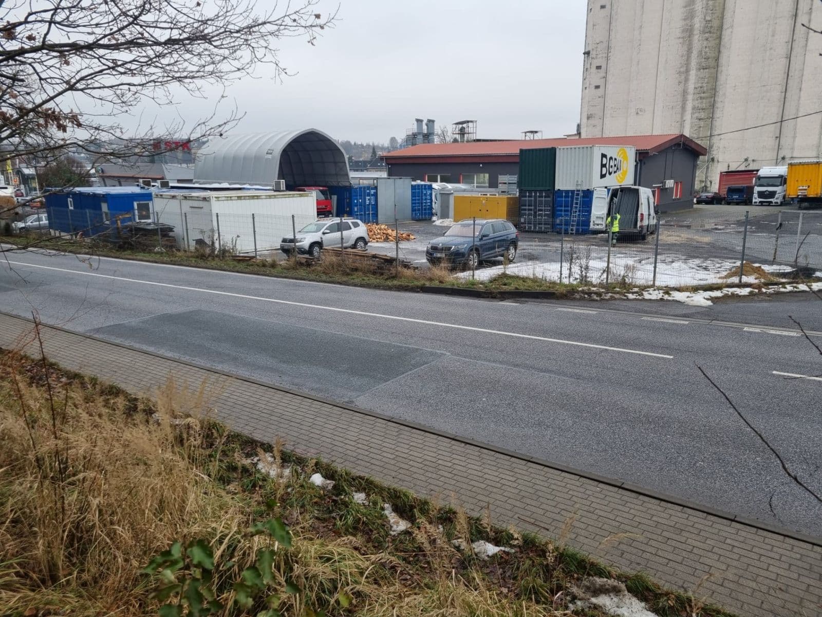 Pronájem kanceláře 38 m², Tanvaldská, Liberec, Liberecký kraj Pronájem kanceláře 38 m², Tanvaldská, Liberec, Liberecký kraj