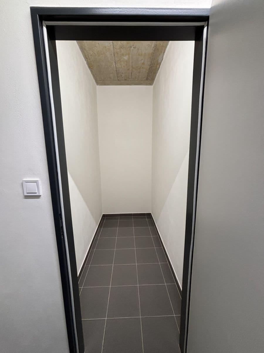 Pronájem bytu 3+kk 66 m², Hostomická, Dobříš, Středočeský kraj Pronájem bytu 3+kk 66 m², Hostomická, Dobříš, Středočeský kraj