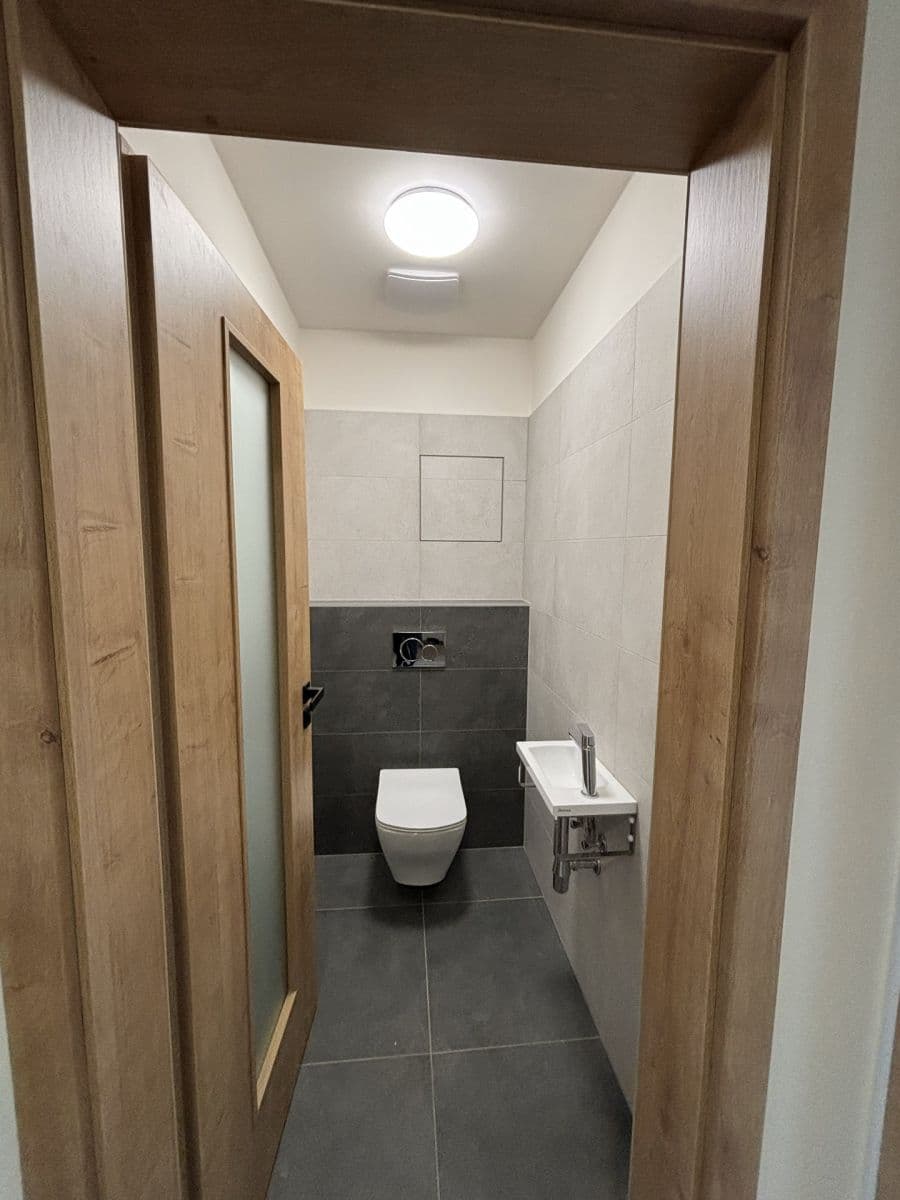 Pronájem bytu 3+kk 66 m², Hostomická, Dobříš, Středočeský kraj Pronájem bytu 3+kk 66 m², Hostomická, Dobříš, Středočeský kraj