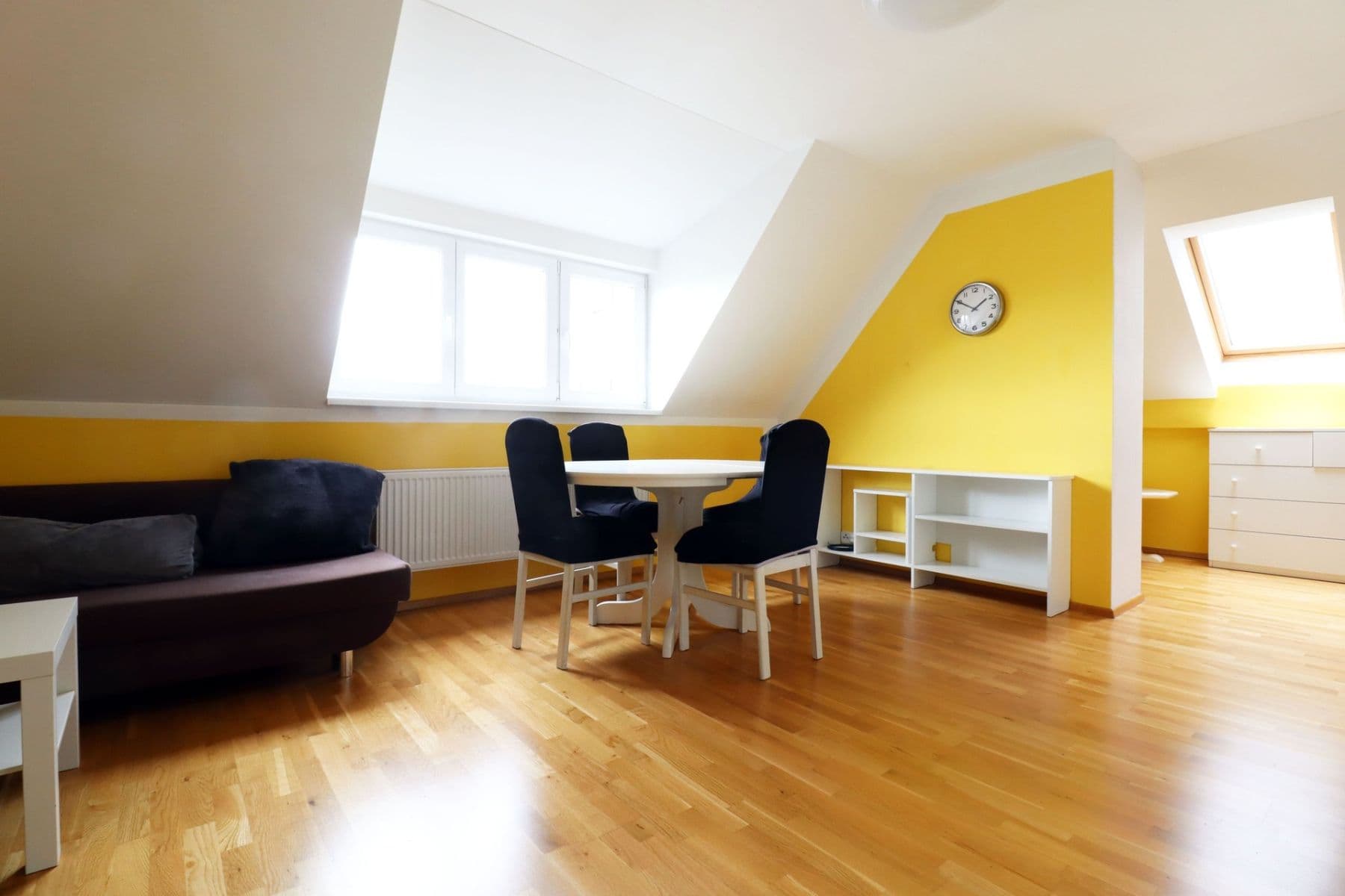 Pronájem bytu 1+kk 46 m², Hradeckých, Praha, Praha Pronájem bytu 1+kk 46 m², Hradeckých, Praha, Praha