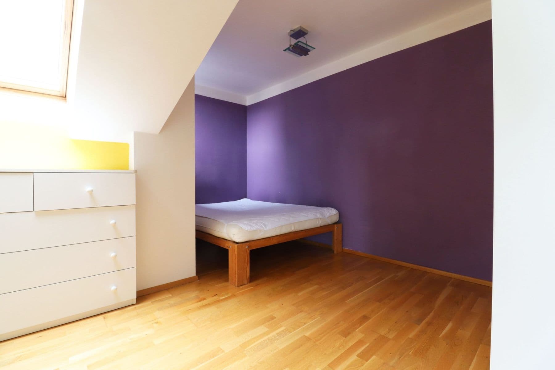 Pronájem bytu 1+kk 46 m², Hradeckých, Praha, Praha Pronájem bytu 1+kk 46 m², Hradeckých, Praha, Praha
