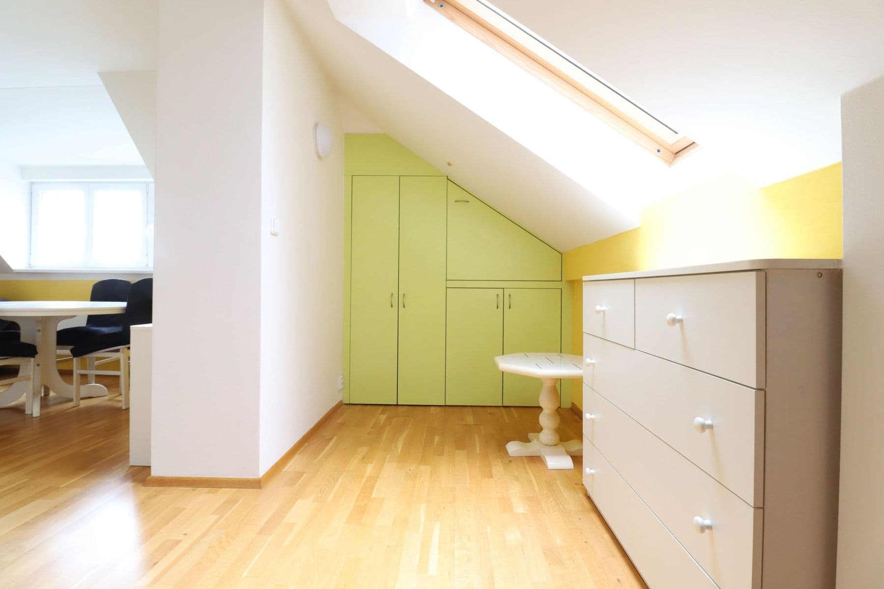 Pronájem bytu 1+kk 46 m², Hradeckých, Praha, Praha Pronájem bytu 1+kk 46 m², Hradeckých, Praha, Praha