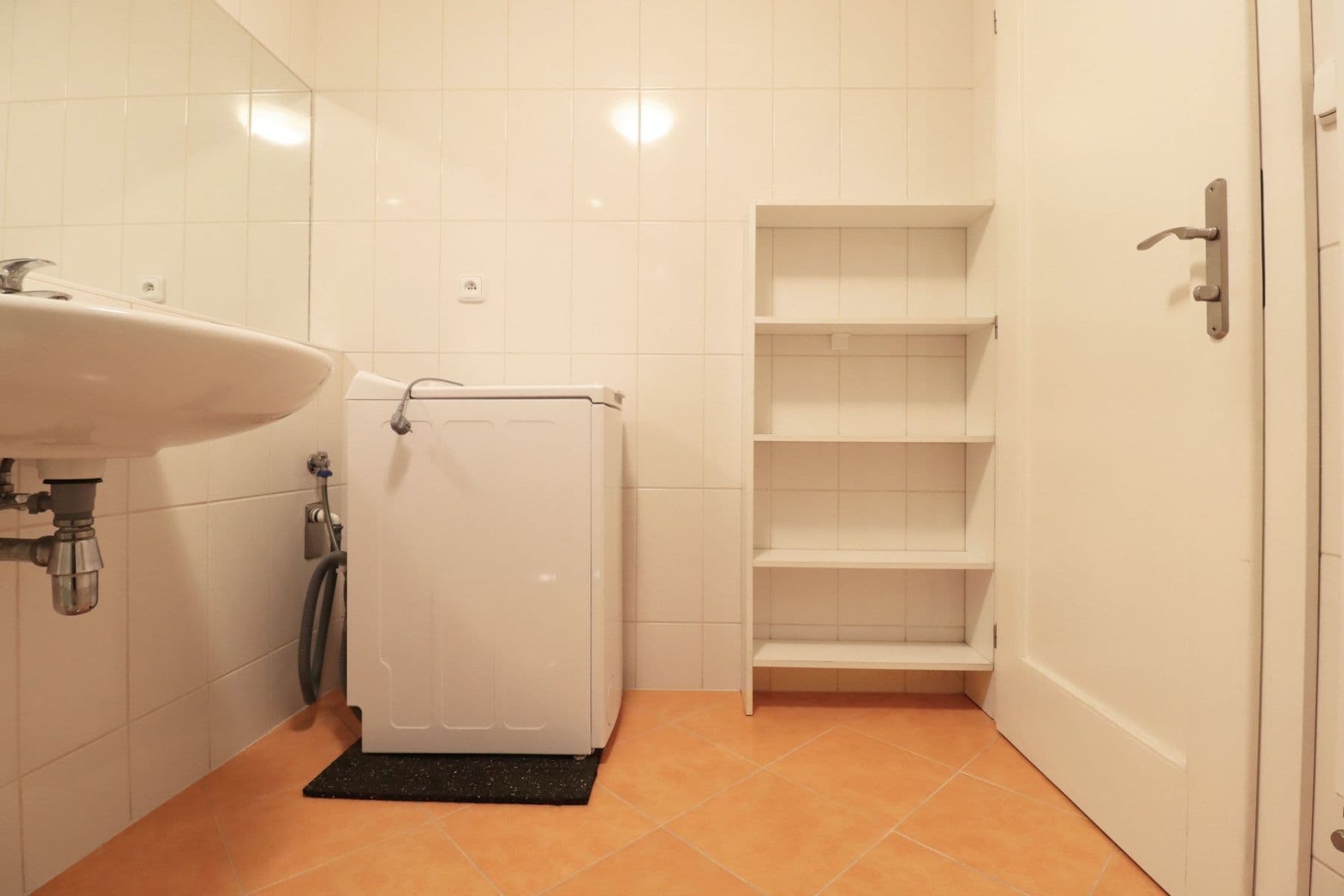 Pronájem bytu 1+kk 46 m², Hradeckých, Praha, Praha Pronájem bytu 1+kk 46 m², Hradeckých, Praha, Praha