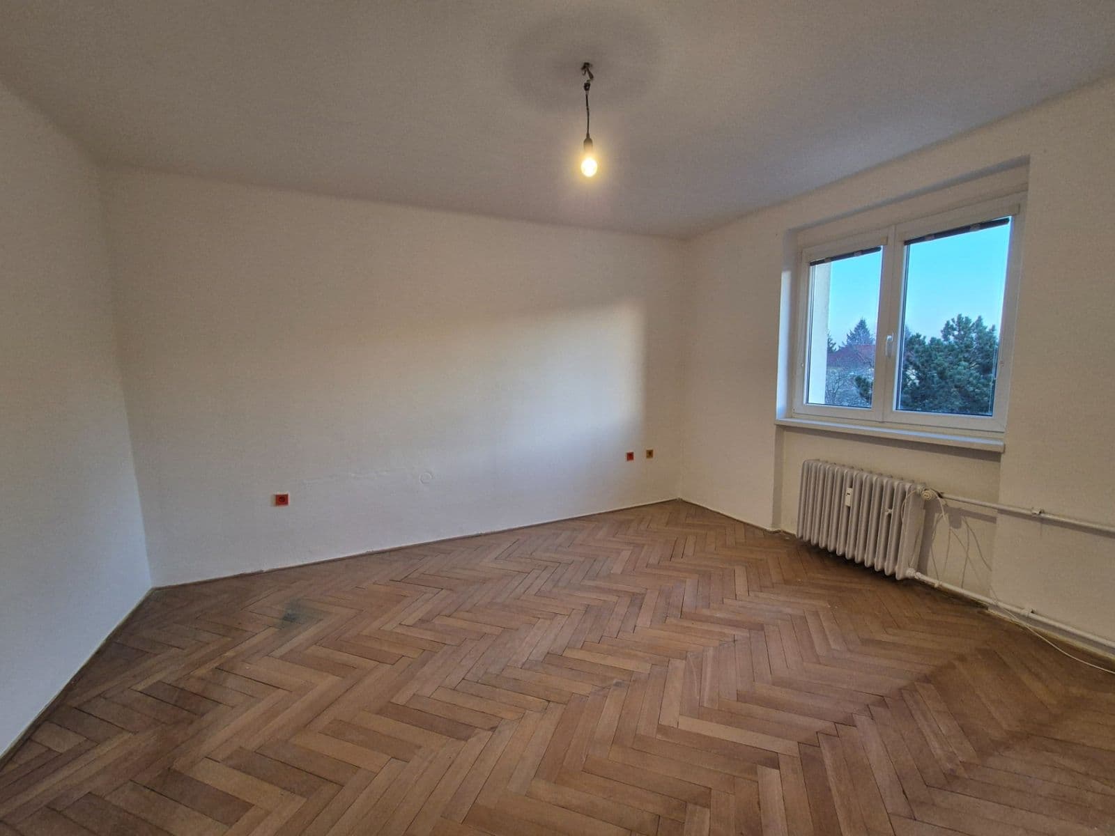 Prodej bytu 3+1 57 m², Jilemnického, Pardubice, Pardubický kraj Prodej bytu 3+1 57 m², Jilemnického, Pardubice, Pardubický kraj