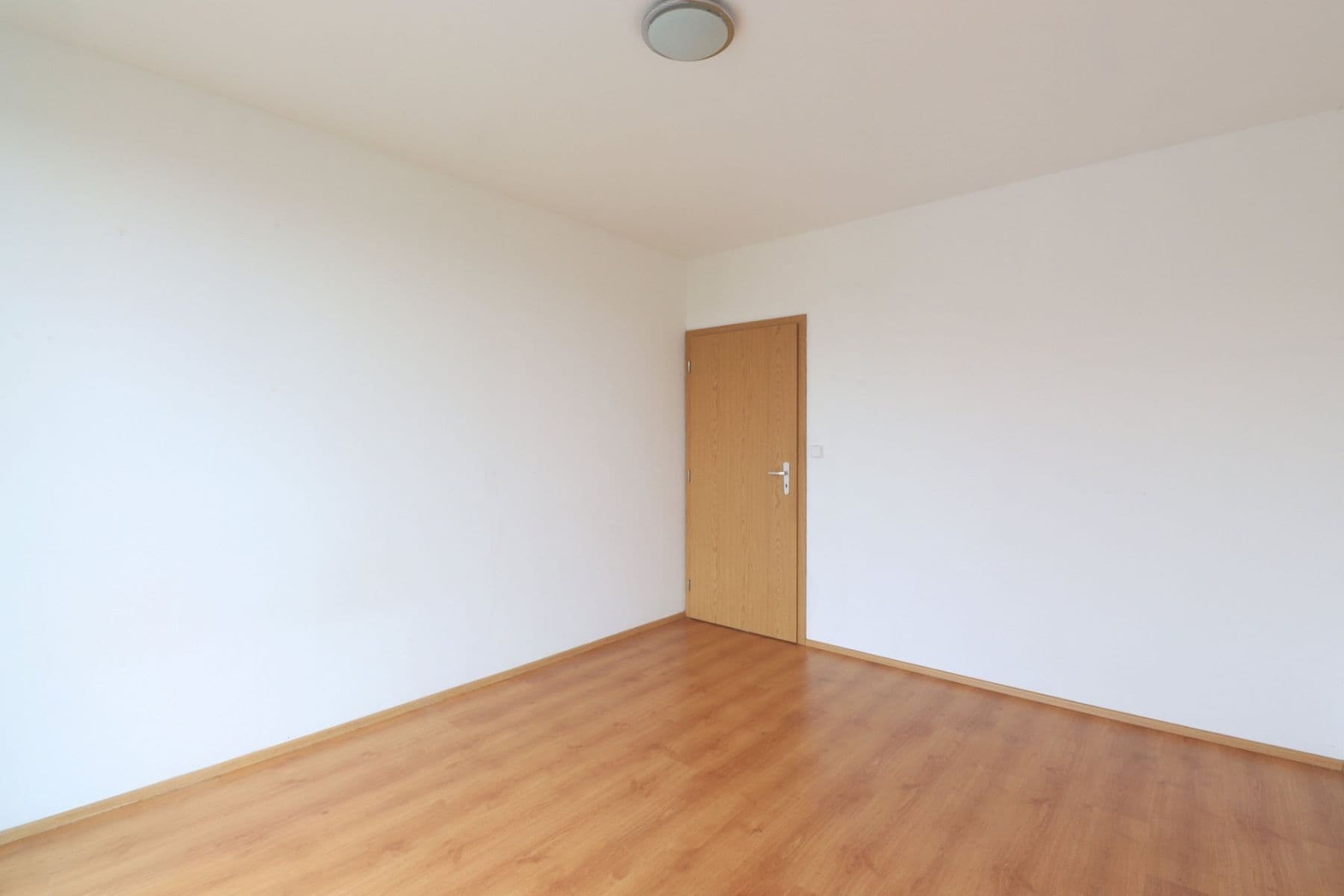 Pronájem bytu 2+kk 50 m², Nad Obcí, Nová Ves, Středočeský kraj Pronájem bytu 2+kk 50 m², Nad Obcí, Nová Ves, Středočeský kraj