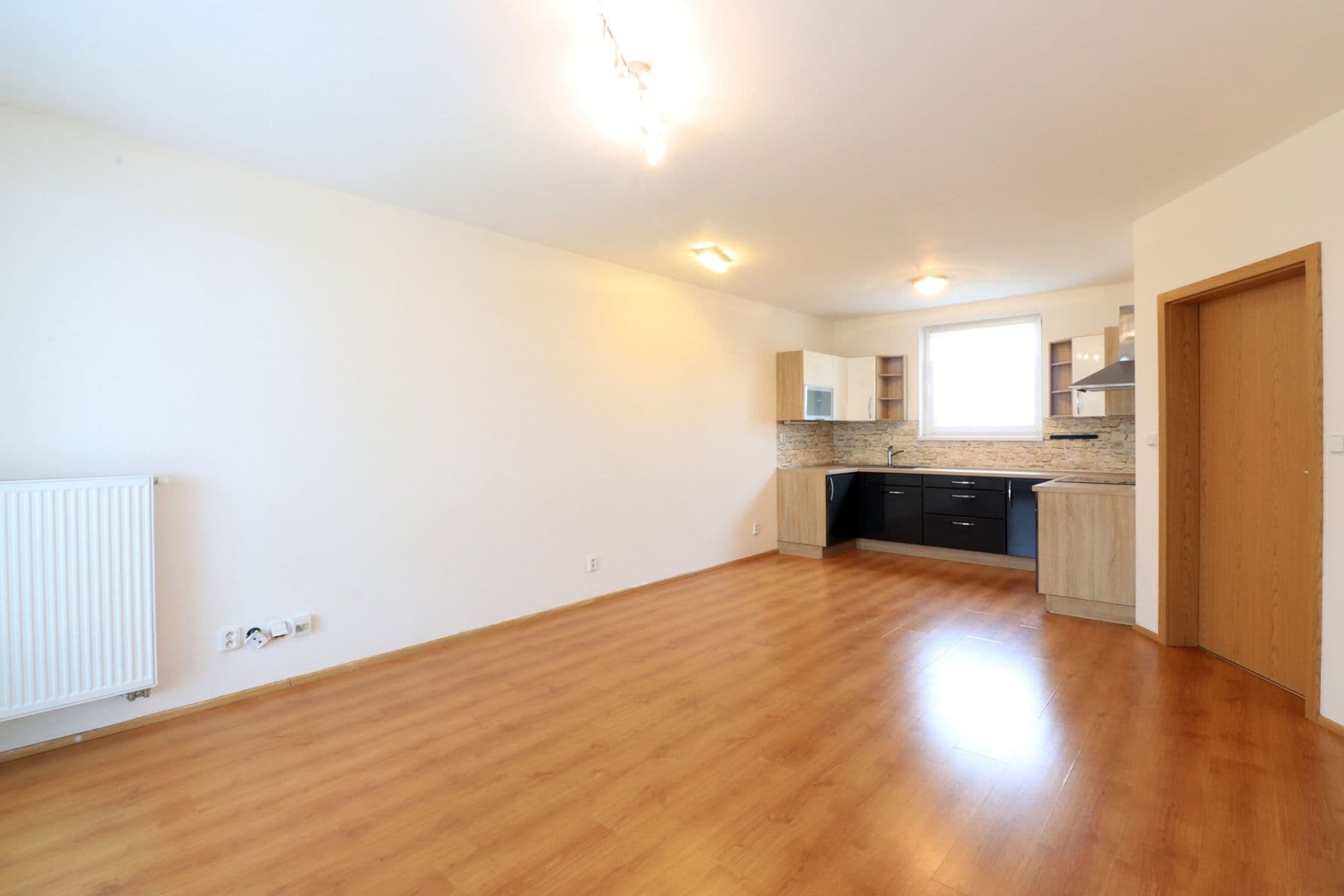 Pronájem bytu 2+kk 50 m², Nad Obcí, Nová Ves, Středočeský kraj Pronájem bytu 2+kk 50 m², Nad Obcí, Nová Ves, Středočeský kraj