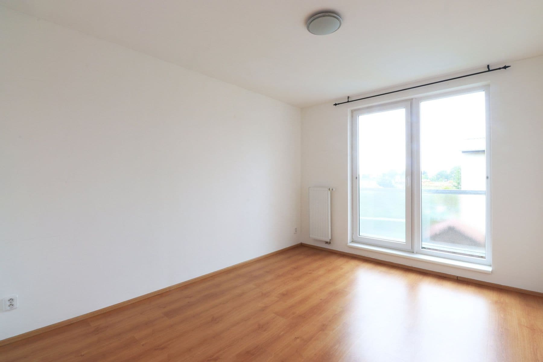 Pronájem bytu 2+kk 50 m², Nad Obcí, Nová Ves, Středočeský kraj Pronájem bytu 2+kk 50 m², Nad Obcí, Nová Ves, Středočeský kraj