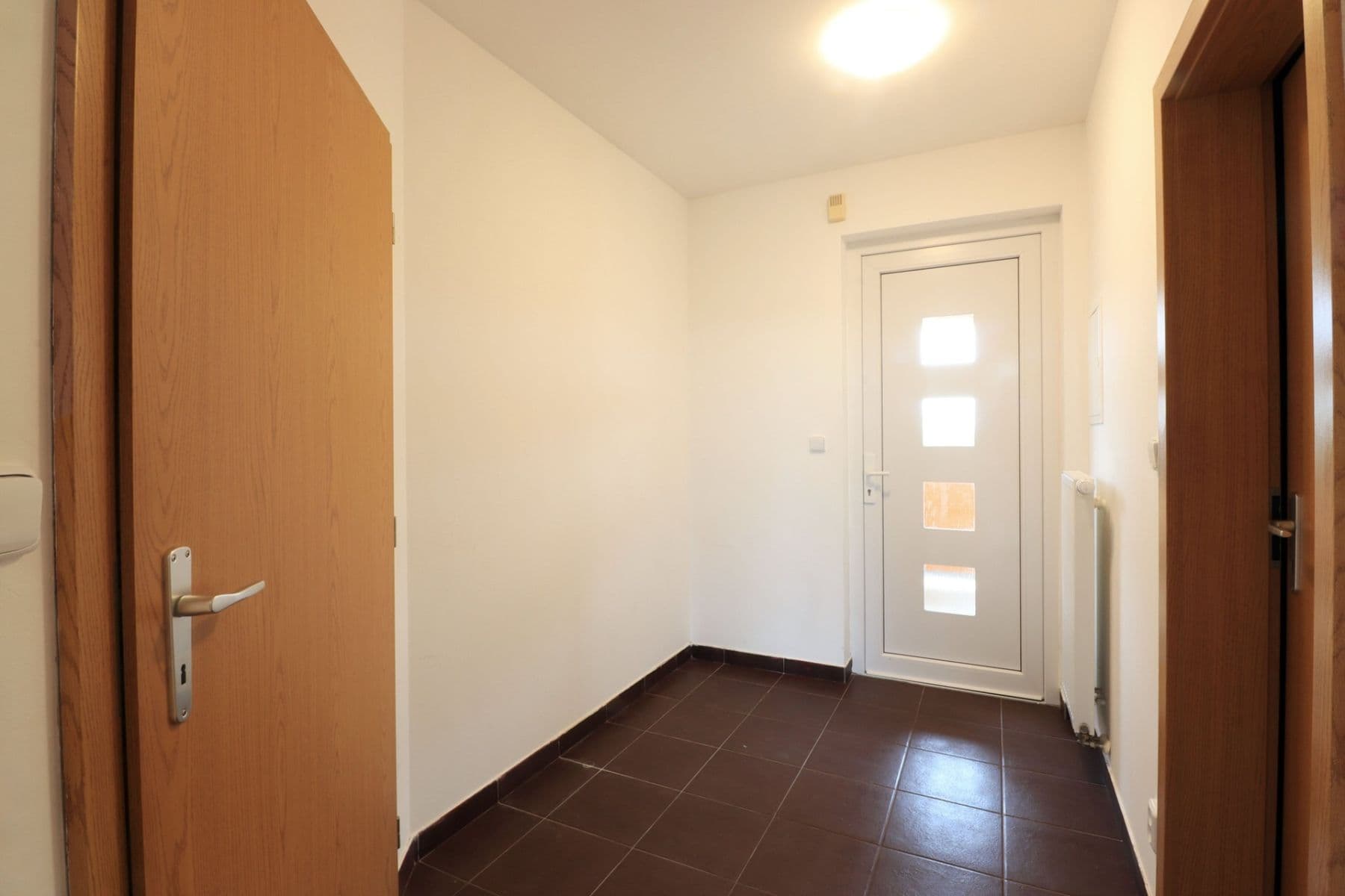 Pronájem bytu 2+kk 50 m², Nad Obcí, Nová Ves, Středočeský kraj Pronájem bytu 2+kk 50 m², Nad Obcí, Nová Ves, Středočeský kraj