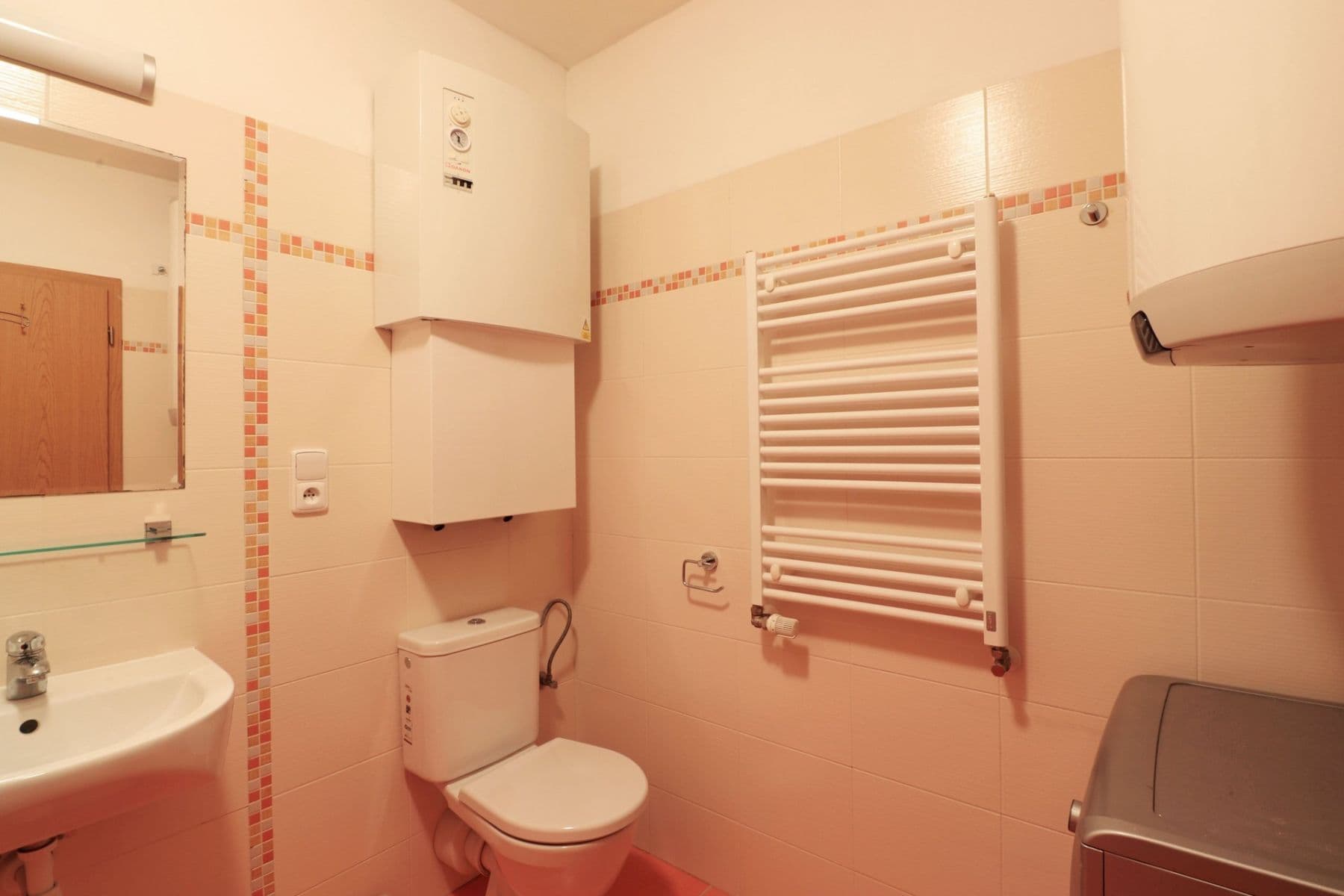 Pronájem bytu 2+kk 50 m², Nad Obcí, Nová Ves, Středočeský kraj Pronájem bytu 2+kk 50 m², Nad Obcí, Nová Ves, Středočeský kraj