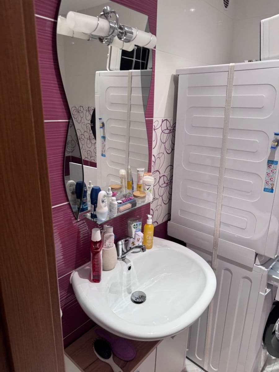 Prodej bytu 3+1 74 m², Karla Dvořáčka, Orlová, Moravskoslezský kraj Prodej bytu 3+1 74 m², Karla Dvořáčka, Orlová, Moravskoslezský kraj