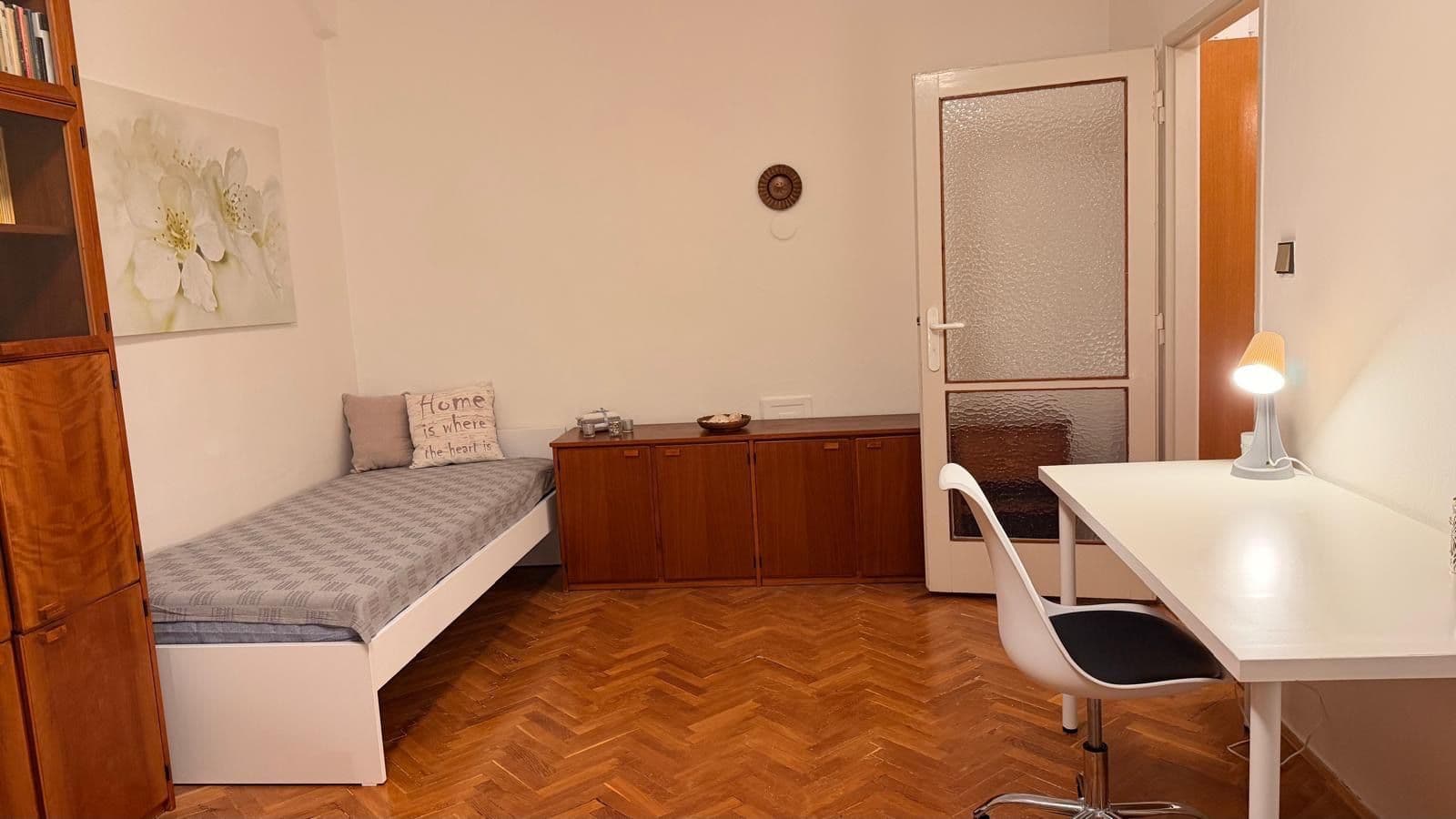 Pronájem bytu 2+1 68 m², Nálepkovo náměstí, Ostrava, Moravskoslezský kraj Pronájem bytu 2+1 68 m², Nálepkovo náměstí, Ostrava, Moravskoslezský kraj