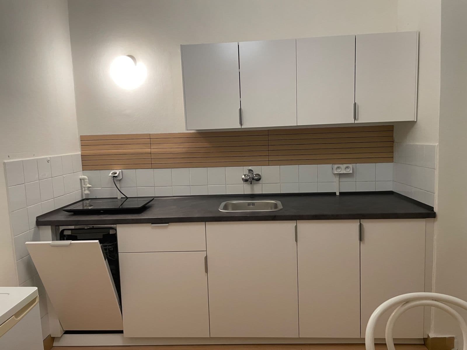 Pronájem bytu 2+1 68 m², Nálepkovo náměstí, Ostrava, Moravskoslezský kraj Pronájem bytu 2+1 68 m², Nálepkovo náměstí, Ostrava, Moravskoslezský kraj