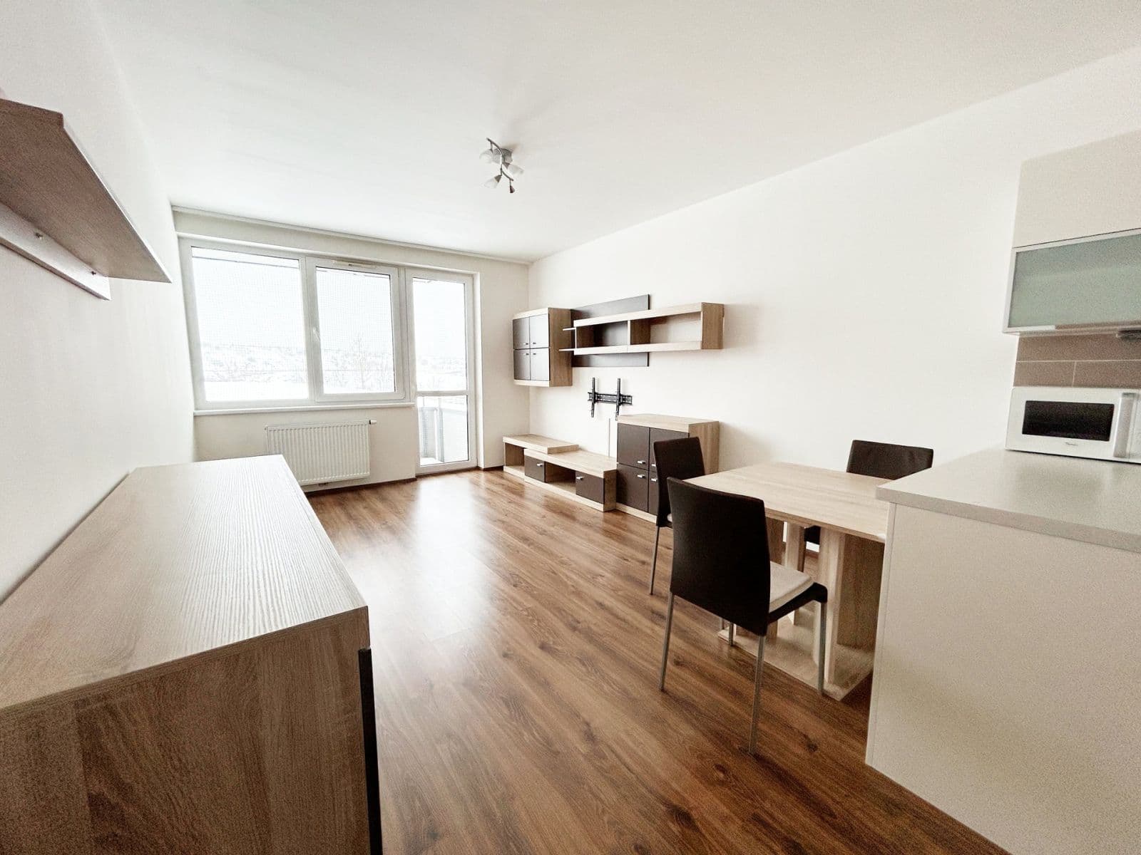 Pronájem bytu 3+kk 32 m², U Hostavického potoka, Praha, Praha Pronájem bytu 3+kk 32 m², U Hostavického potoka, Praha, Praha