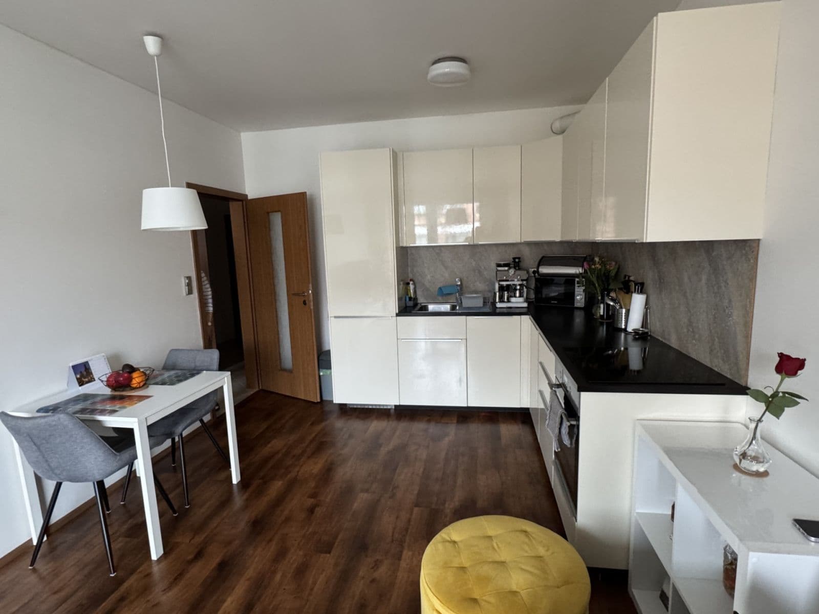 Pronájem bytu 2+kk 51 m², Zakšínská, Praha, Praha Pronájem bytu 2+kk 51 m², Zakšínská, Praha, Praha