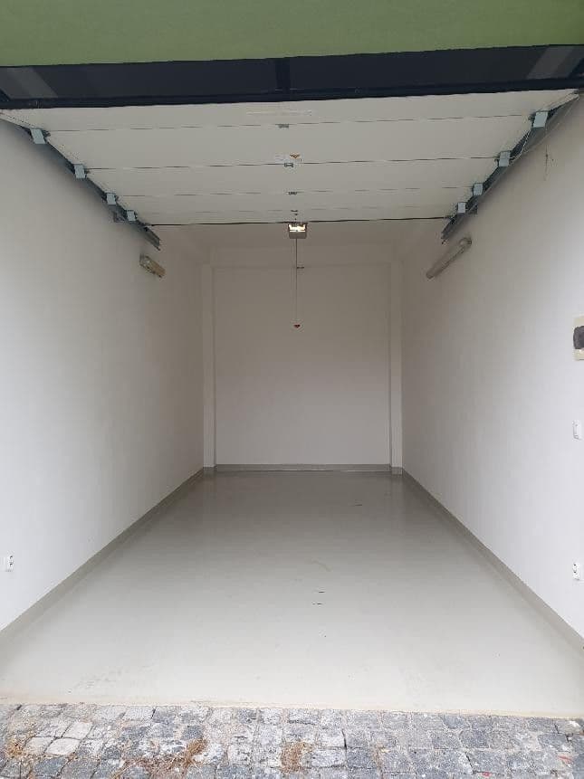 Pronájem garáže 21 m², Mirotická, Praha, Praha Pronájem garáže 21 m², Mirotická, Praha, Praha