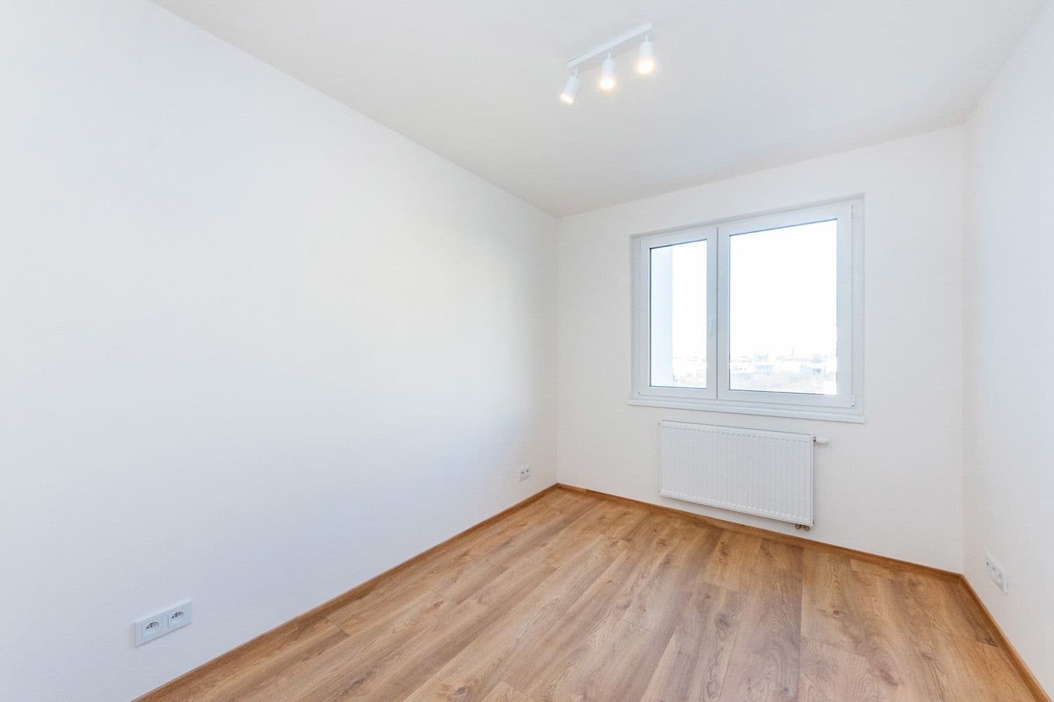 Pronájem bytu 2+kk 44 m², Strančická, Praha, Praha Pronájem bytu 2+kk 44 m², Strančická, Praha, Praha
