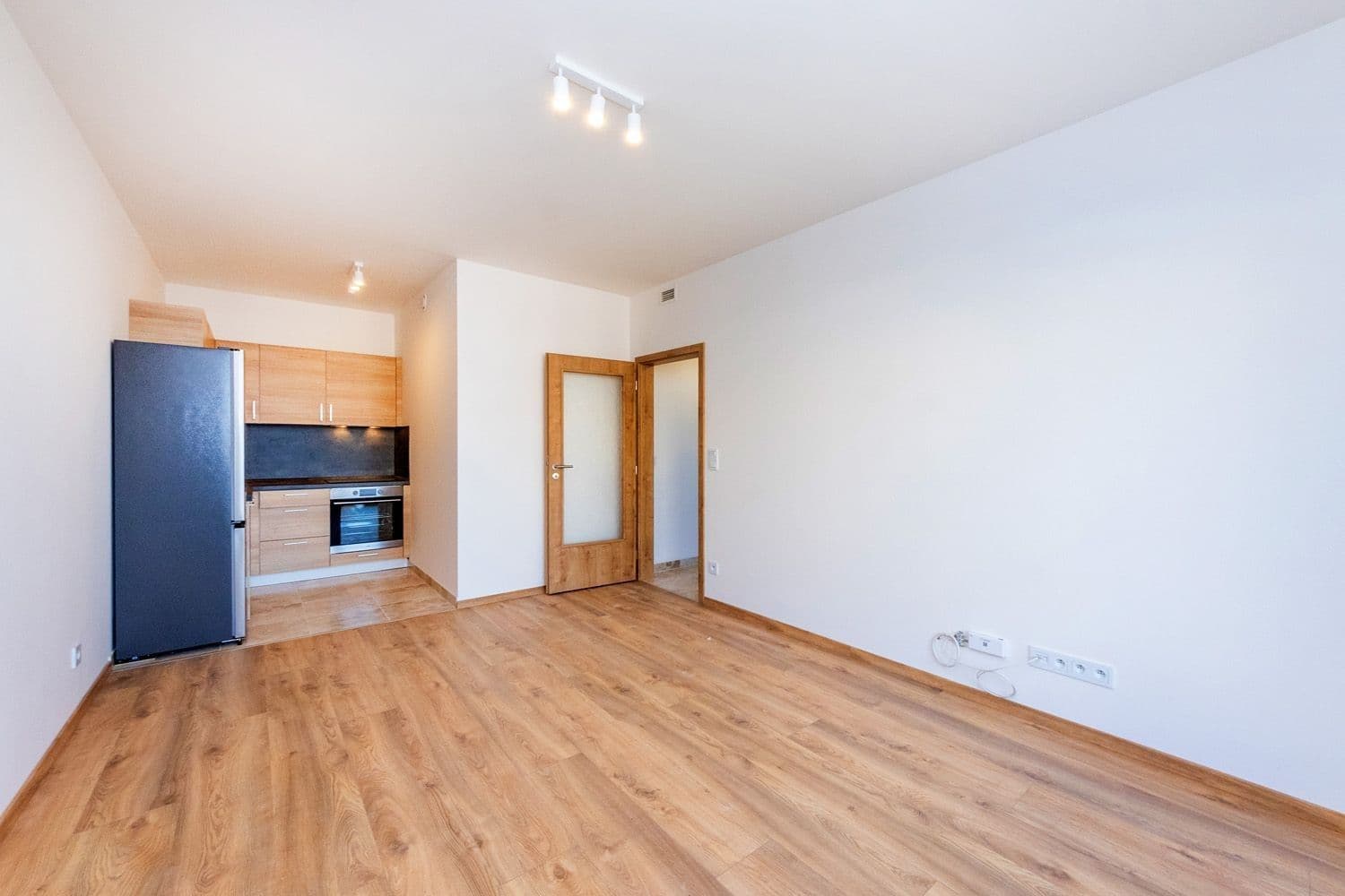 Pronájem bytu 2+kk 44 m², Strančická, Praha, Praha Pronájem bytu 2+kk 44 m², Strančická, Praha, Praha