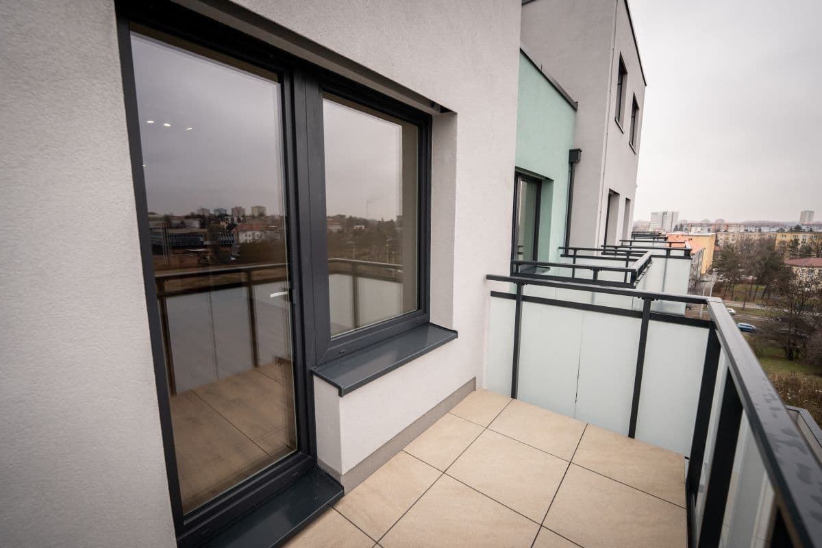 Pronájem bytu 2+kk 44 m², Strančická, Praha, Praha Pronájem bytu 2+kk 44 m², Strančická, Praha, Praha