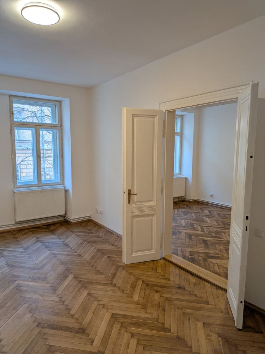 Pronájem bytu 4+kk 75 m², Křižíkova, Praha, Praha Pronájem bytu 4+kk 75 m², Křižíkova, Praha, Praha