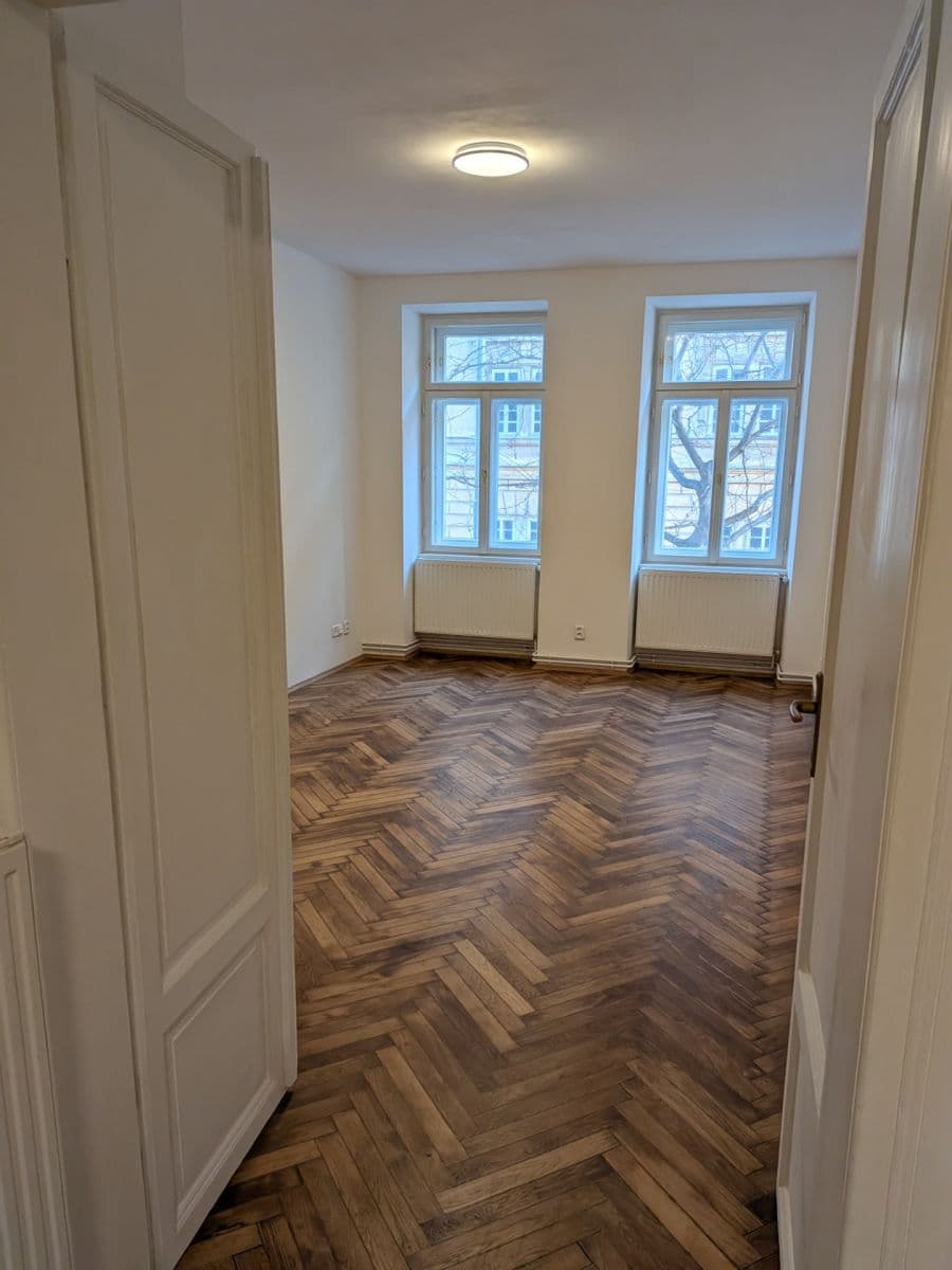 Pronájem bytu 4+kk 75 m², Křižíkova, Praha, Praha Pronájem bytu 4+kk 75 m², Křižíkova, Praha, Praha