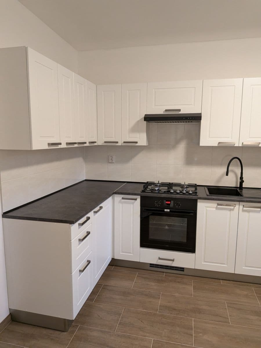 Pronájem bytu 4+kk 75 m², Křižíkova, Praha, Praha Pronájem bytu 4+kk 75 m², Křižíkova, Praha, Praha