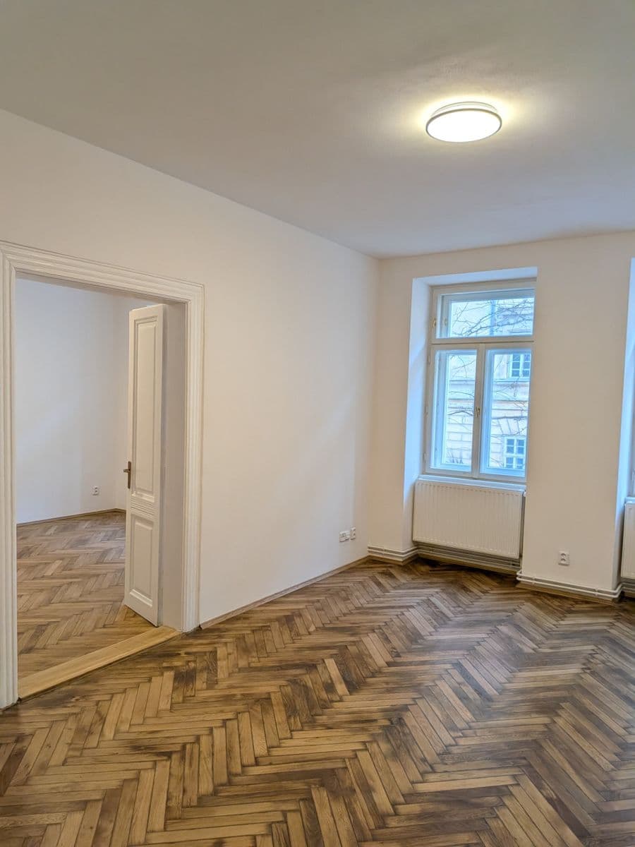 Pronájem bytu 4+kk 75 m², Křižíkova, Praha, Praha Pronájem bytu 4+kk 75 m², Křižíkova, Praha, Praha