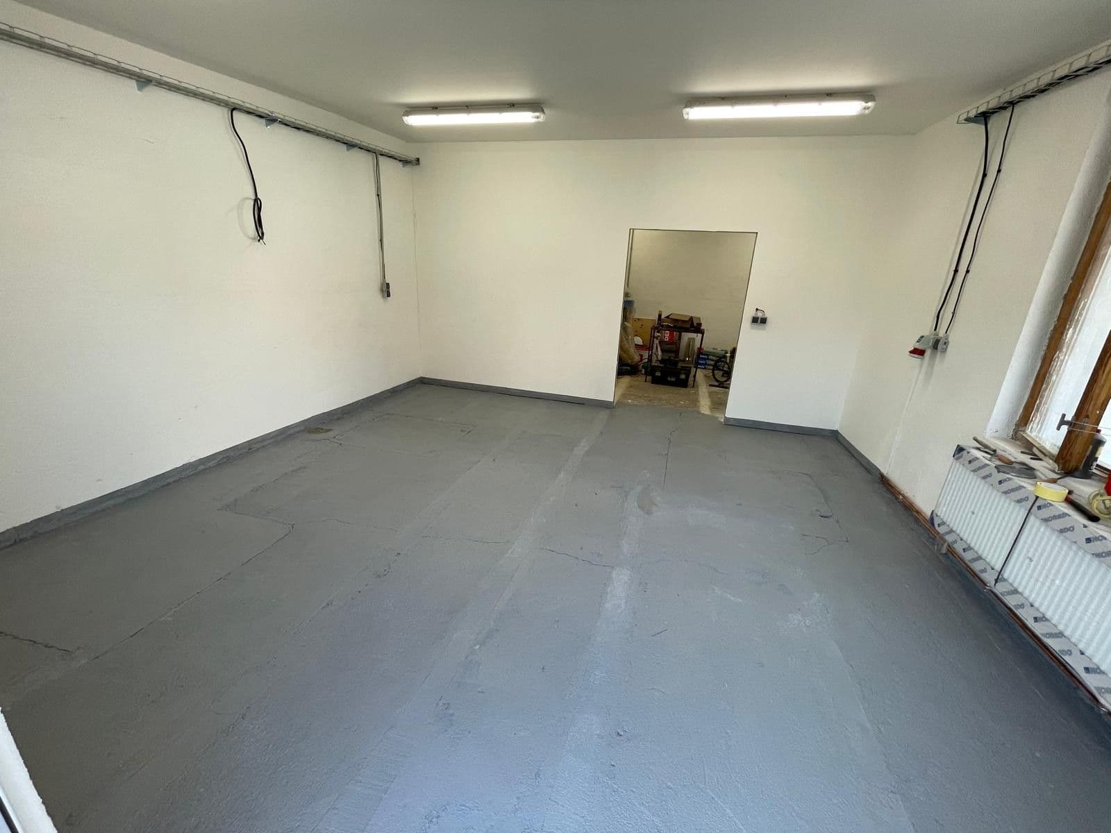 Pronájem nebytového prostoru 200 m², B. Němcové, Veltrusy, Středočeský kraj Pronájem nebytového prostoru 200 m², B. Němcové, Veltrusy, Středočeský kraj