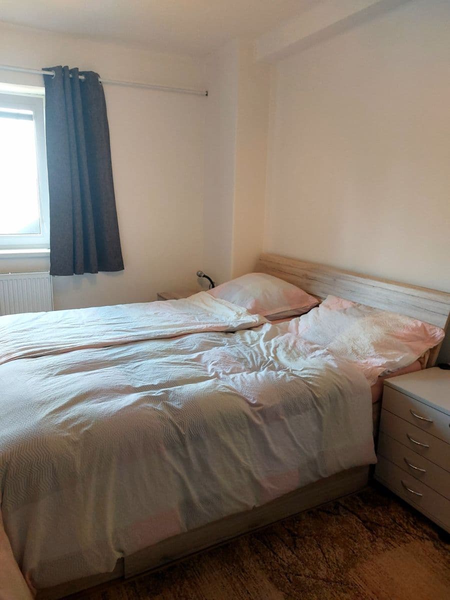 Pronájem bytu 3+1 80 m², Úprkova, Hradec Králové, Královéhradecký kraj Pronájem bytu 3+1 80 m², Úprkova, Hradec Králové, Královéhradecký kraj