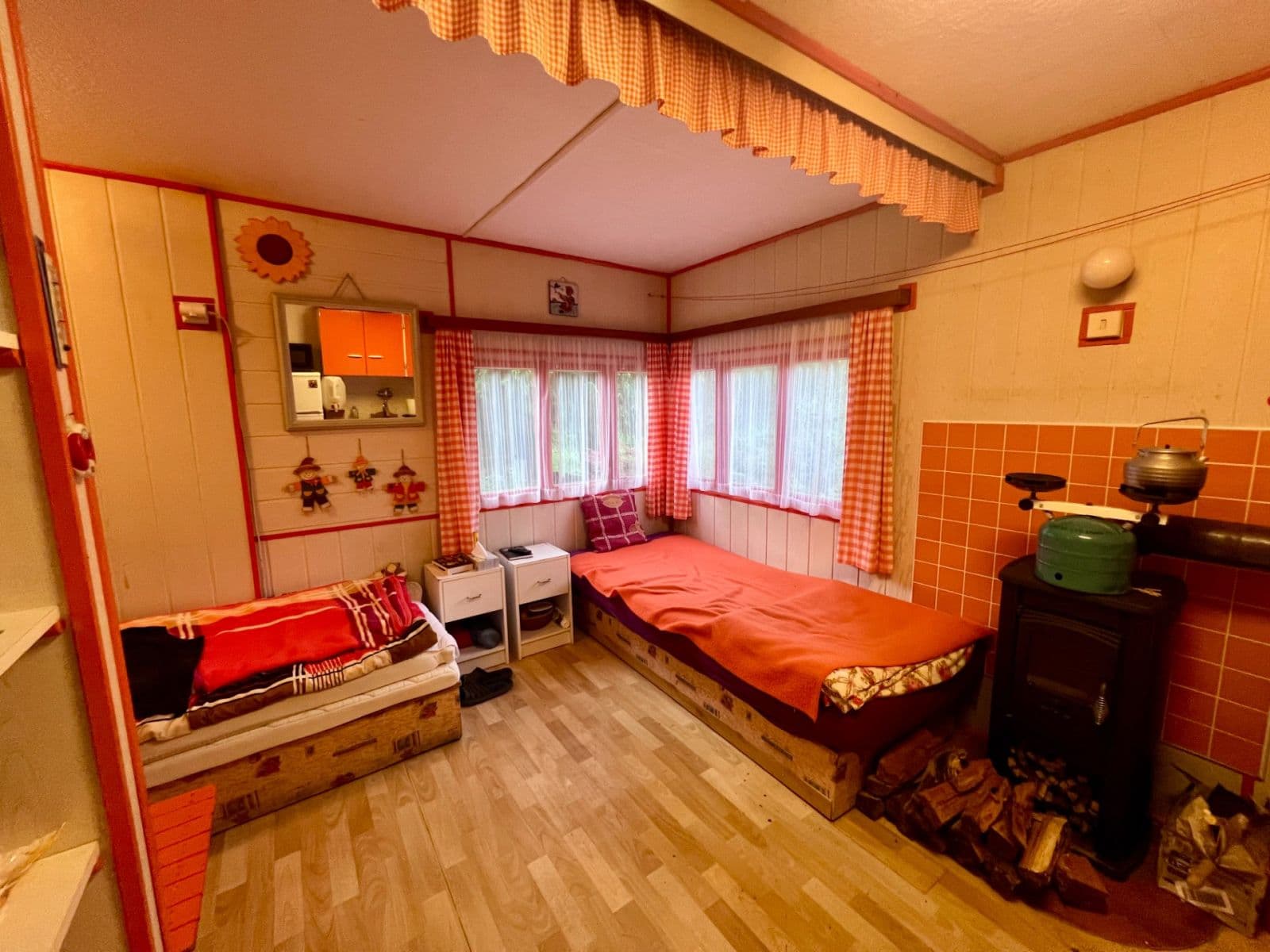 Prodej chaty, chalupy 29 m², pozemek 326 m², Za Labem, Čelákovice, Středočeský kraj Prodej chaty, chalupy 29 m², pozemek 326 m², Za Labem, Čelákovice, Středočeský kraj