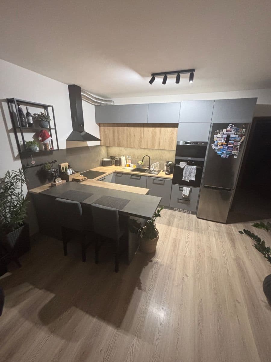 Pronájem bytu 2+kk 54 m², Stočesova, Praha, Praha Pronájem bytu 2+kk 54 m², Stočesova, Praha, Praha
