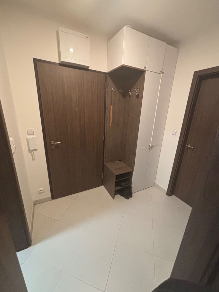 Pronájem bytu 2+kk 54 m², Stočesova, Praha, Praha Pronájem bytu 2+kk 54 m², Stočesova, Praha, Praha